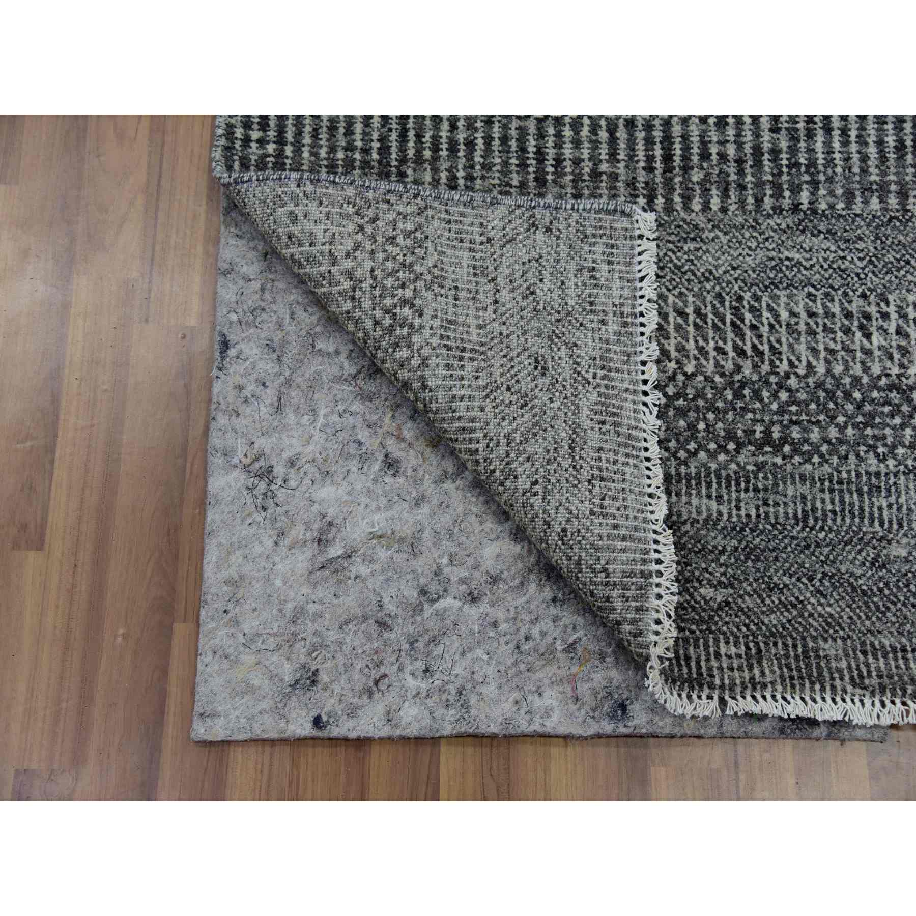 Modern-and-Contemporary-Hand-Knotted-Rug-398675
