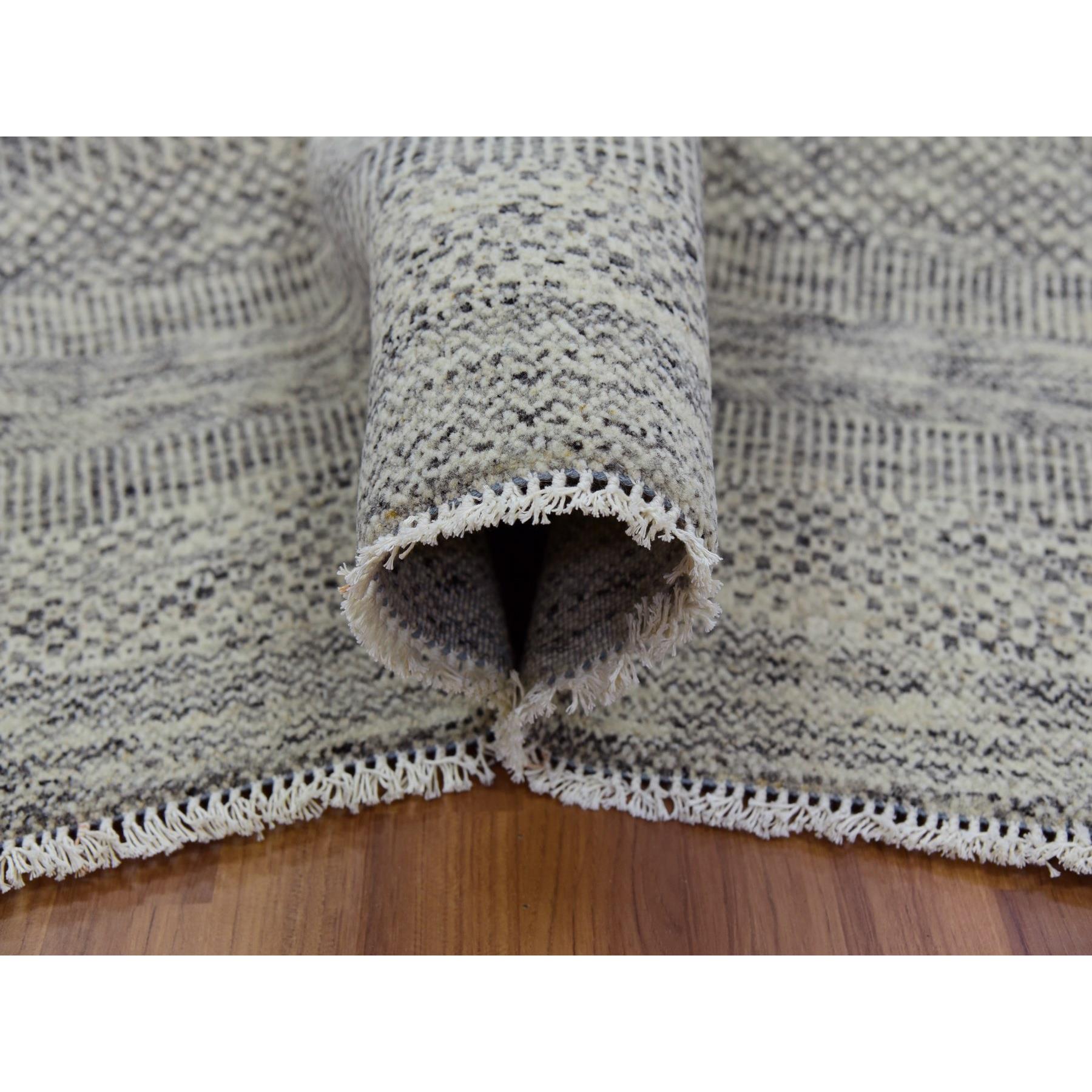 Modern-and-Contemporary-Hand-Knotted-Rug-398705