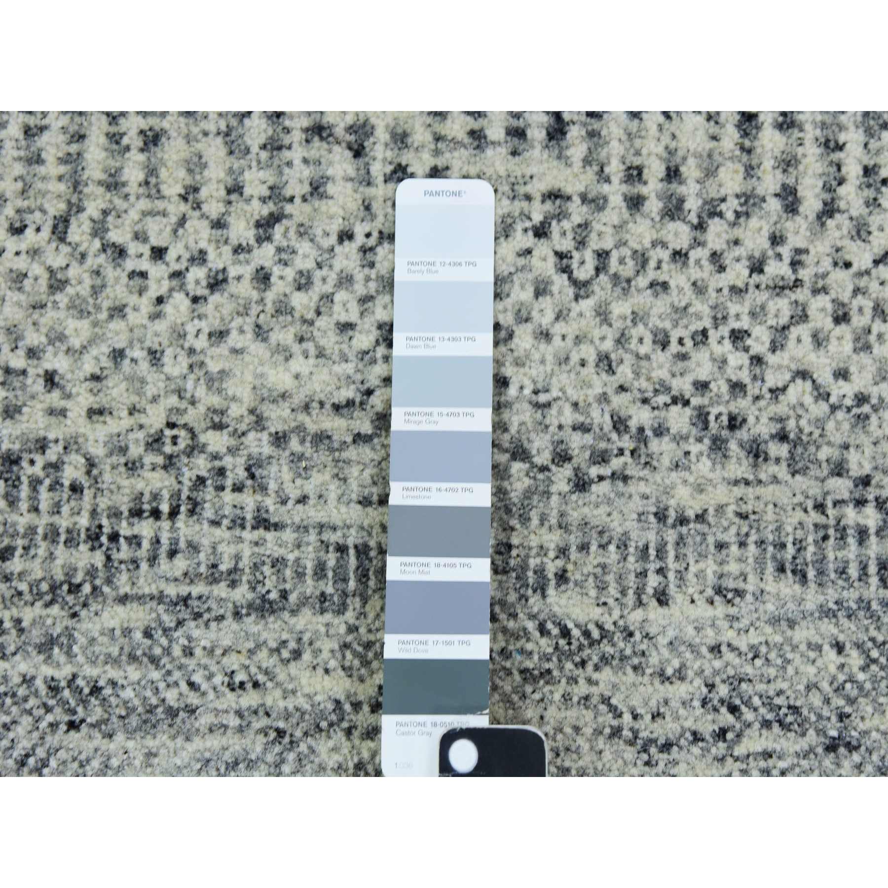 Modern-and-Contemporary-Hand-Knotted-Rug-398730