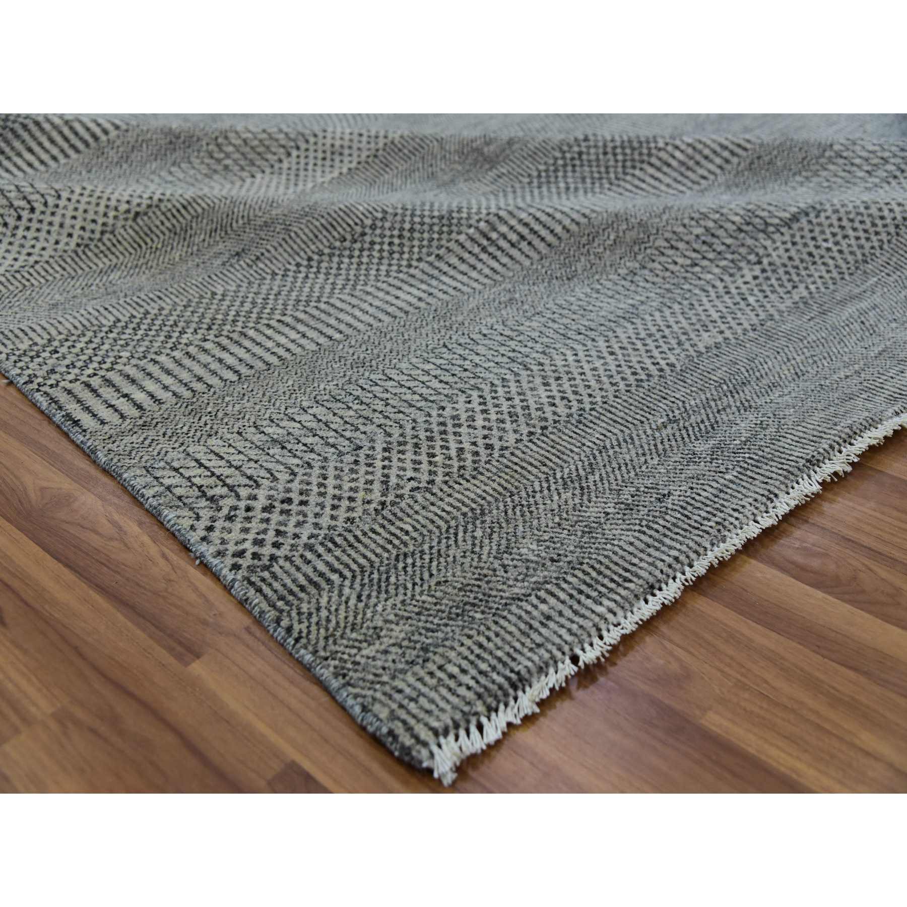 Modern-and-Contemporary-Hand-Knotted-Rug-398775