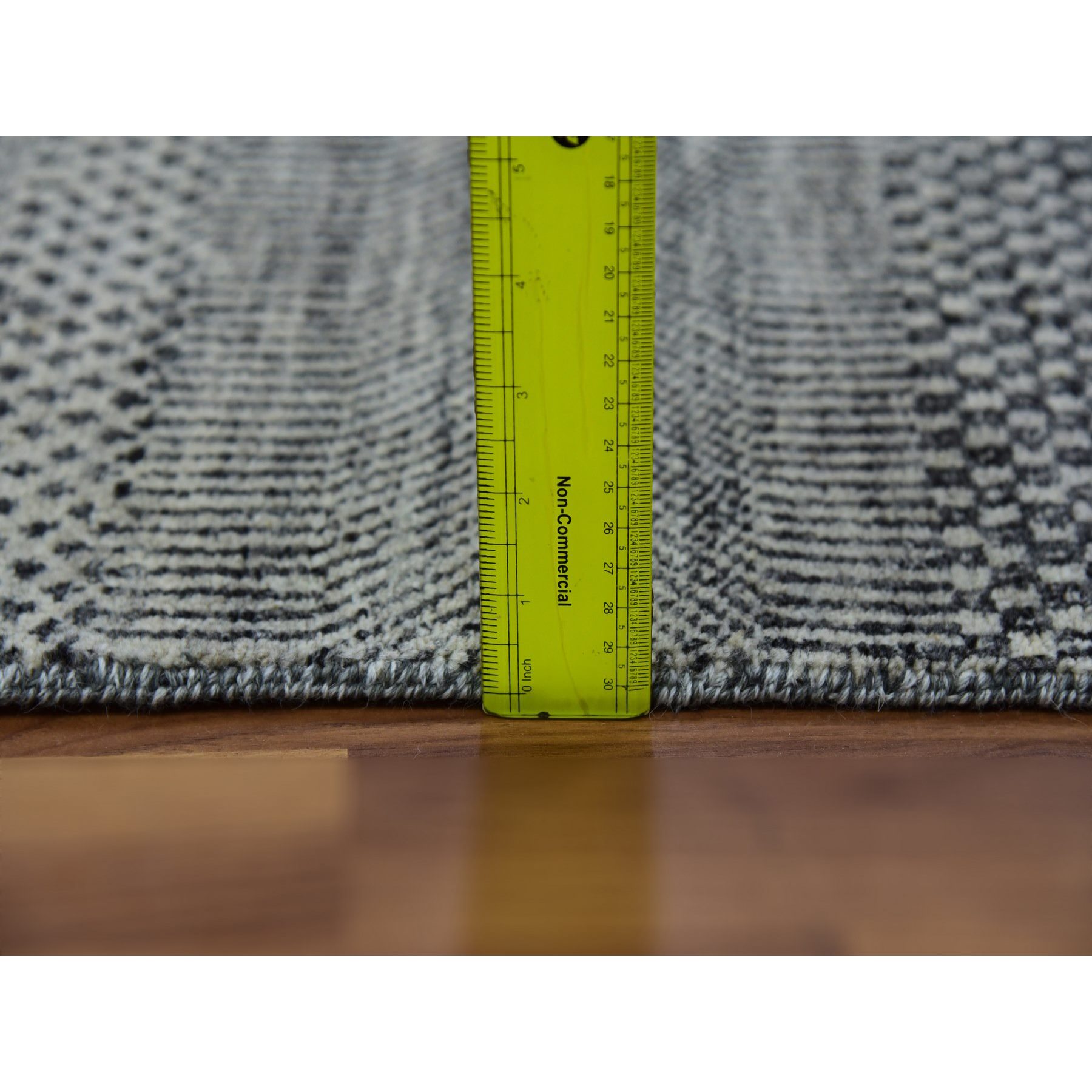 Modern-and-Contemporary-Hand-Knotted-Rug-398795