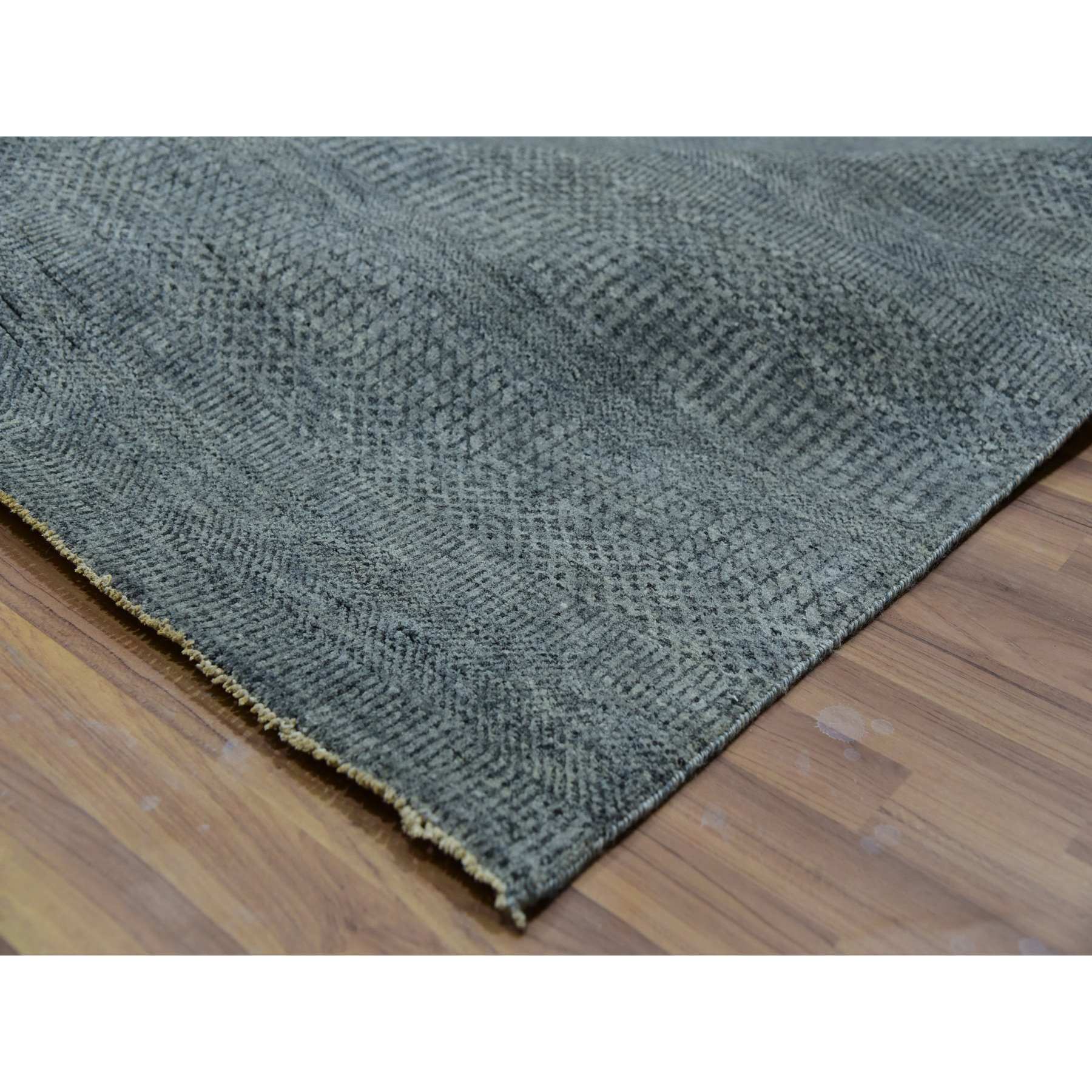 Modern-and-Contemporary-Hand-Knotted-Rug-398830