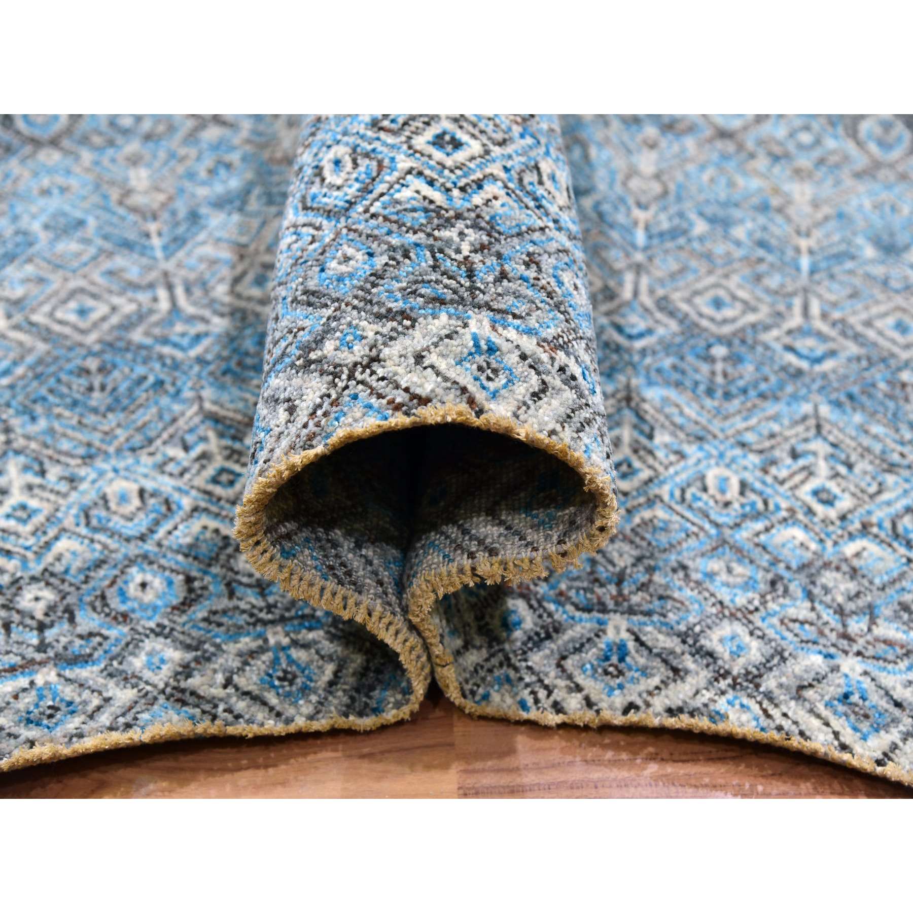Modern-and-Contemporary-Hand-Knotted-Rug-398840