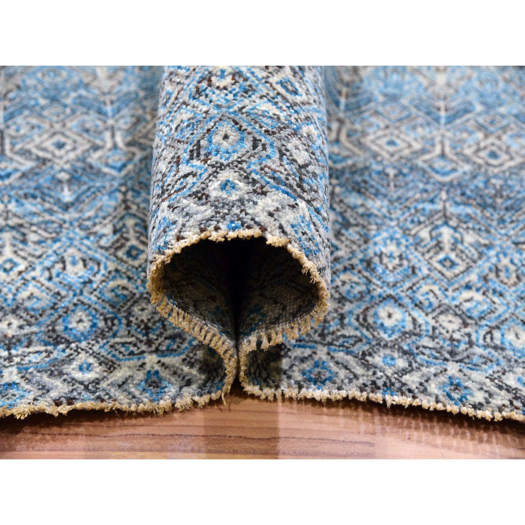 Modern-and-Contemporary-Hand-Knotted-Rug-398845