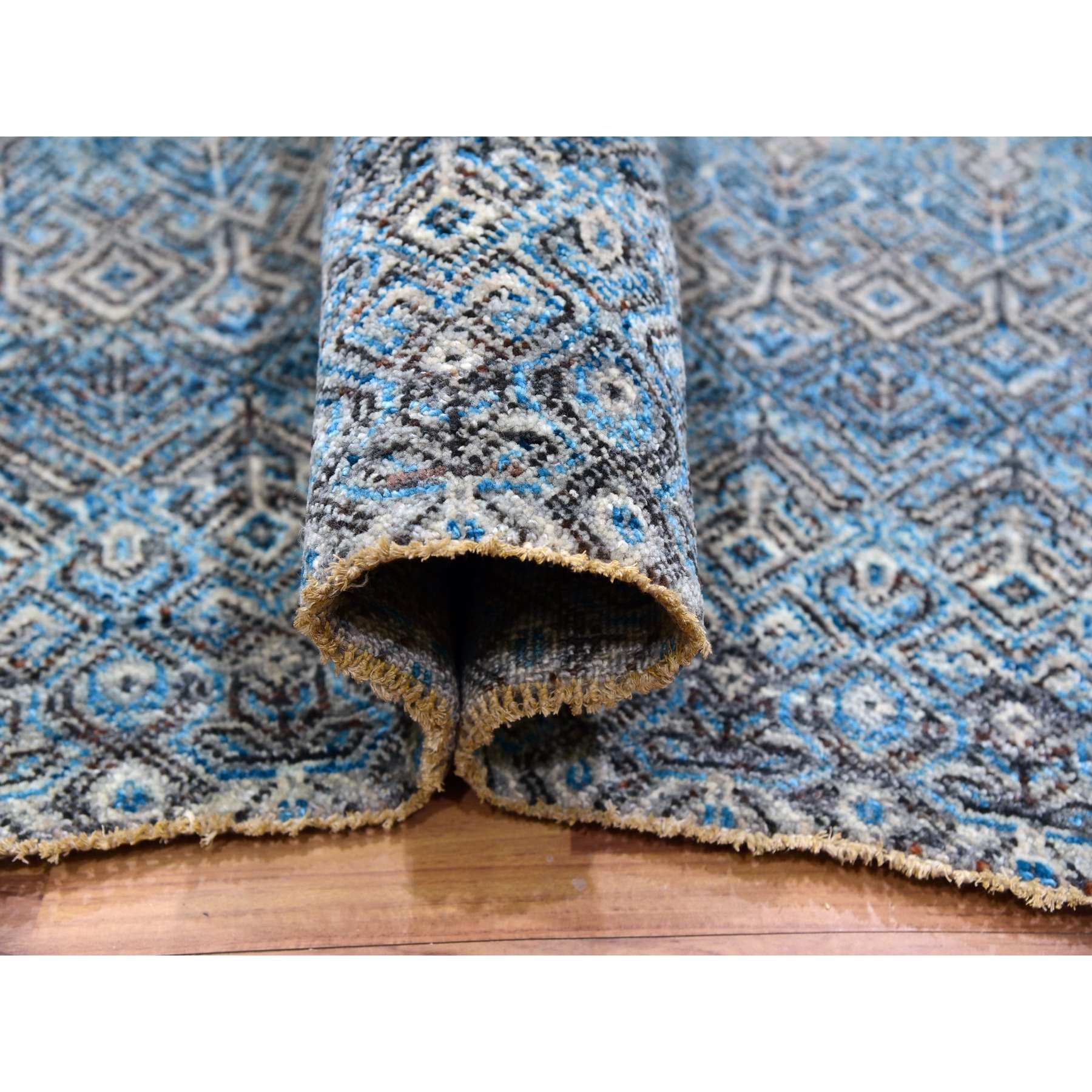 Modern-and-Contemporary-Hand-Knotted-Rug-398850