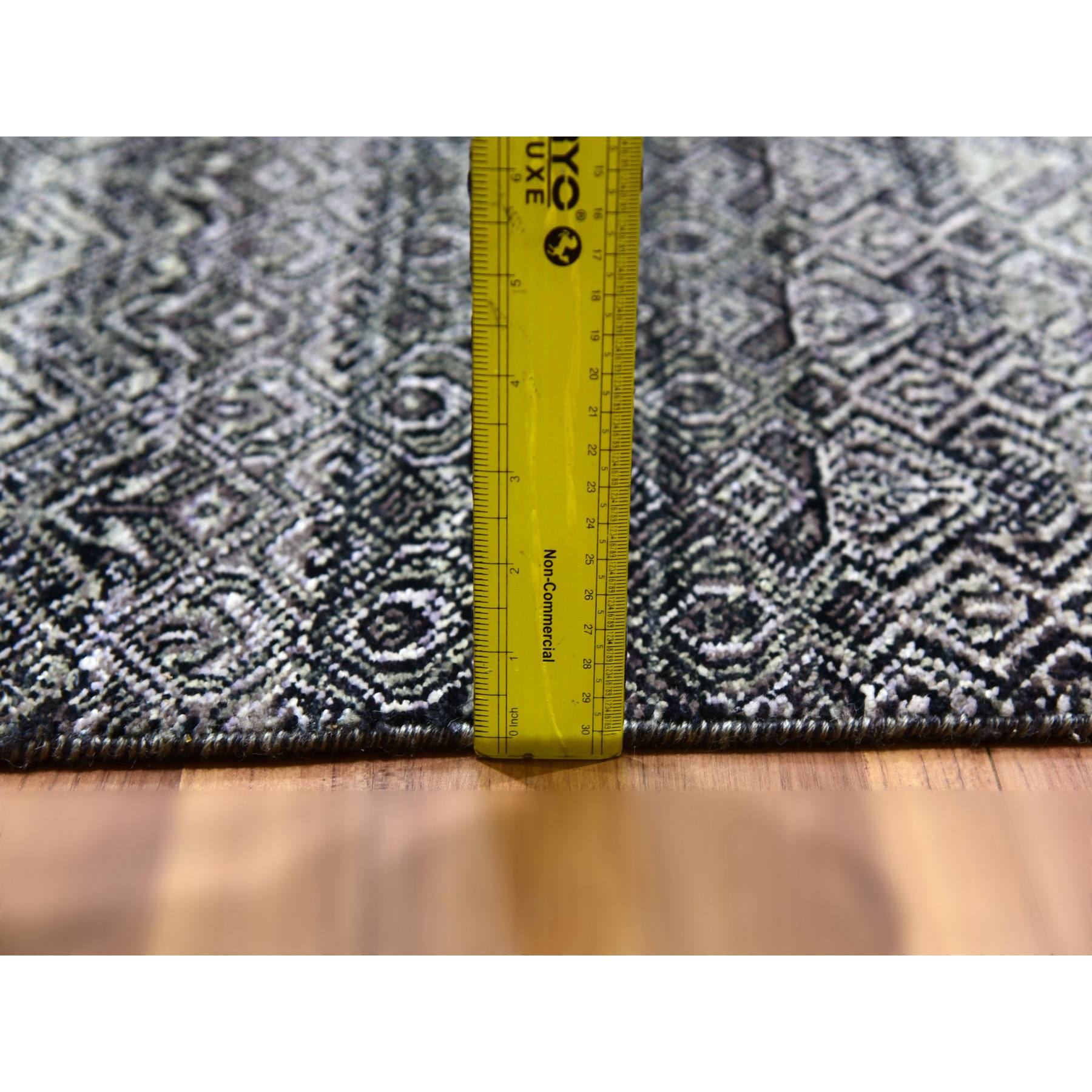 Modern-and-Contemporary-Hand-Knotted-Rug-398860