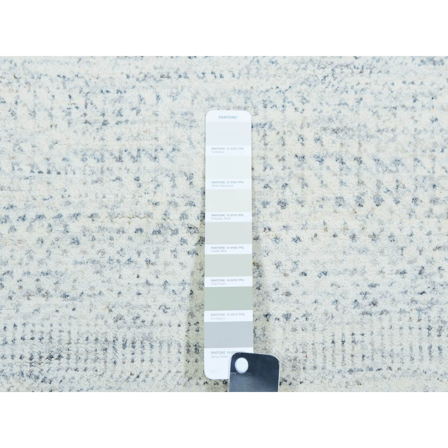 Modern-and-Contemporary-Hand-Knotted-Rug-398915