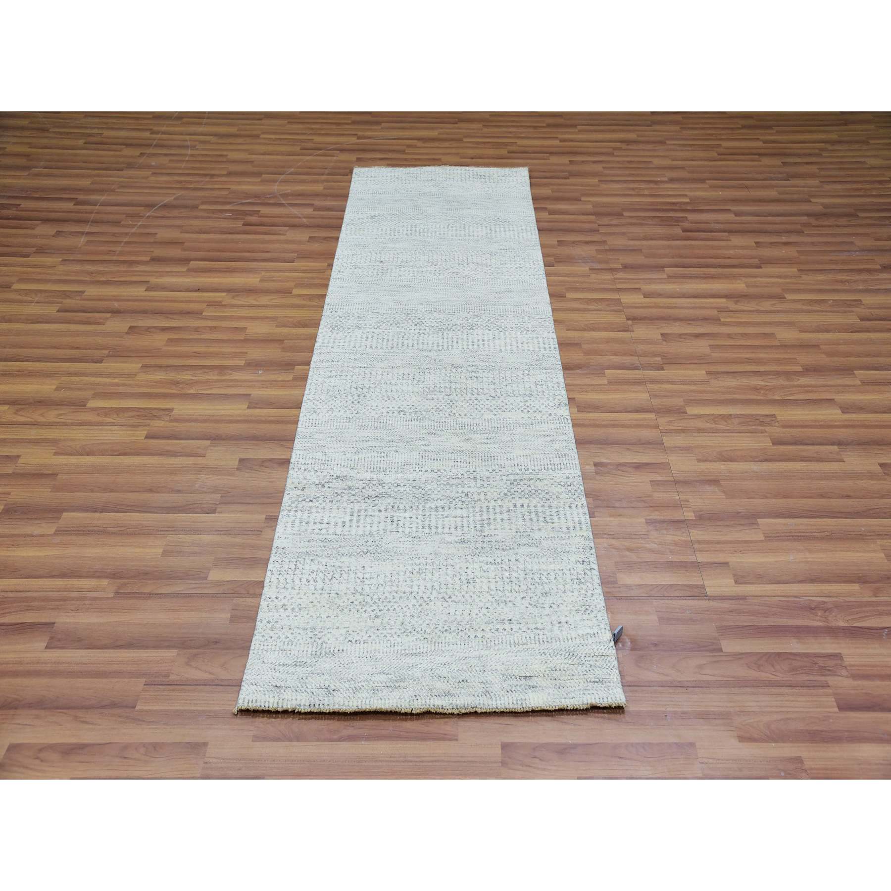 Modern-and-Contemporary-Hand-Knotted-Rug-399100
