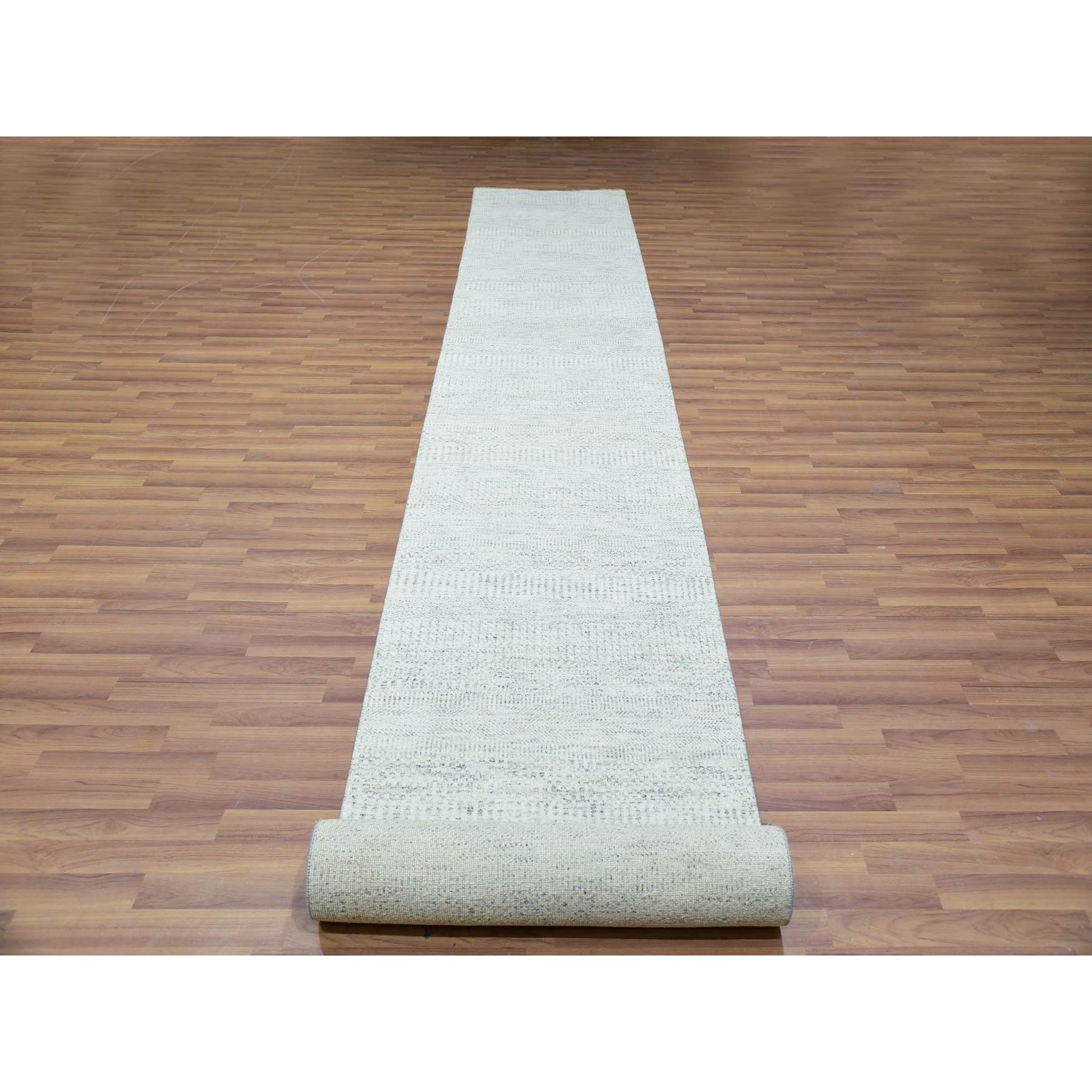 Modern-and-Contemporary-Hand-Knotted-Rug-399150