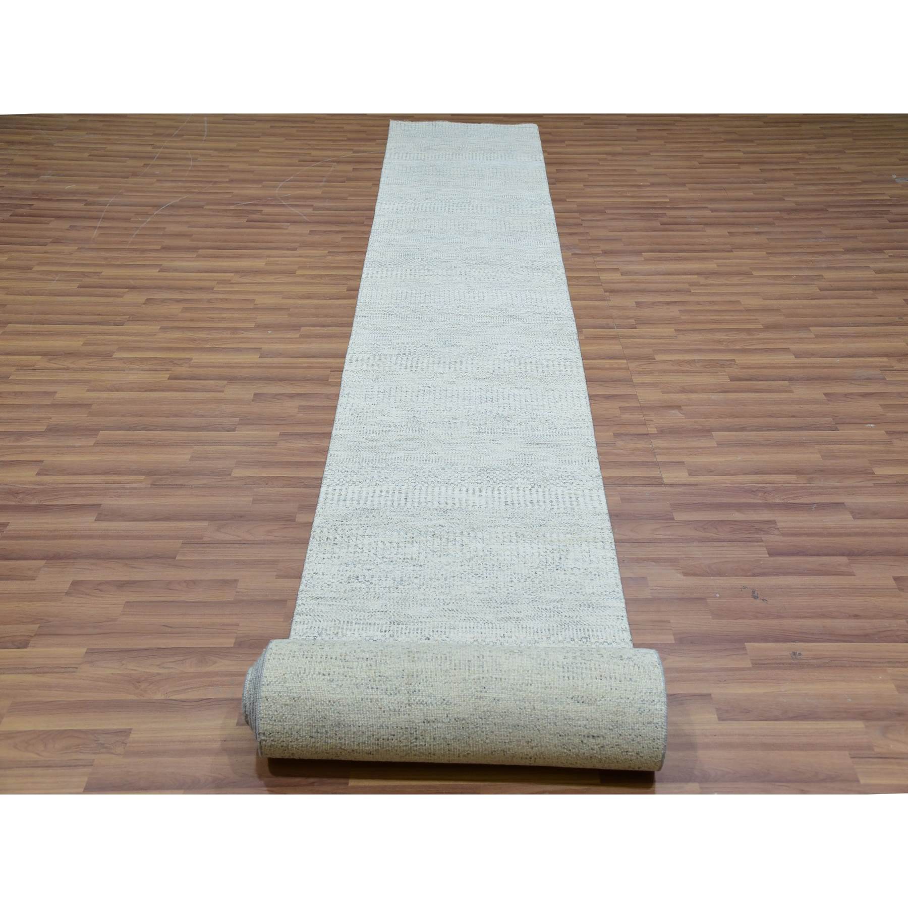 Modern-and-Contemporary-Hand-Knotted-Rug-399155