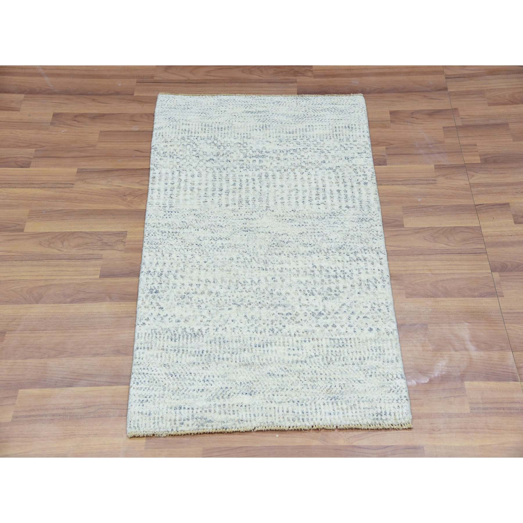 Modern-and-Contemporary-Hand-Knotted-Rug-399175