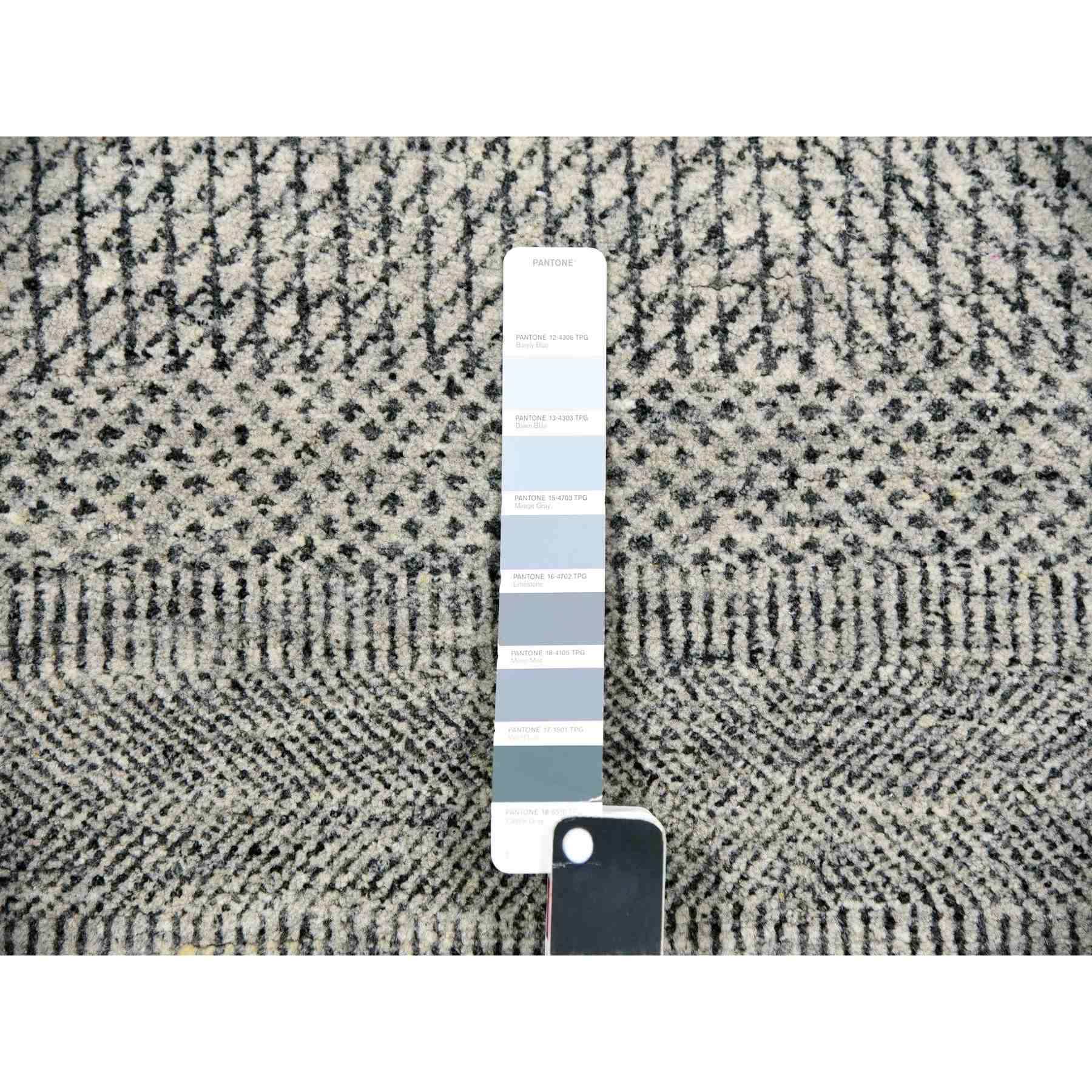 Modern-and-Contemporary-Hand-Knotted-Rug-399300