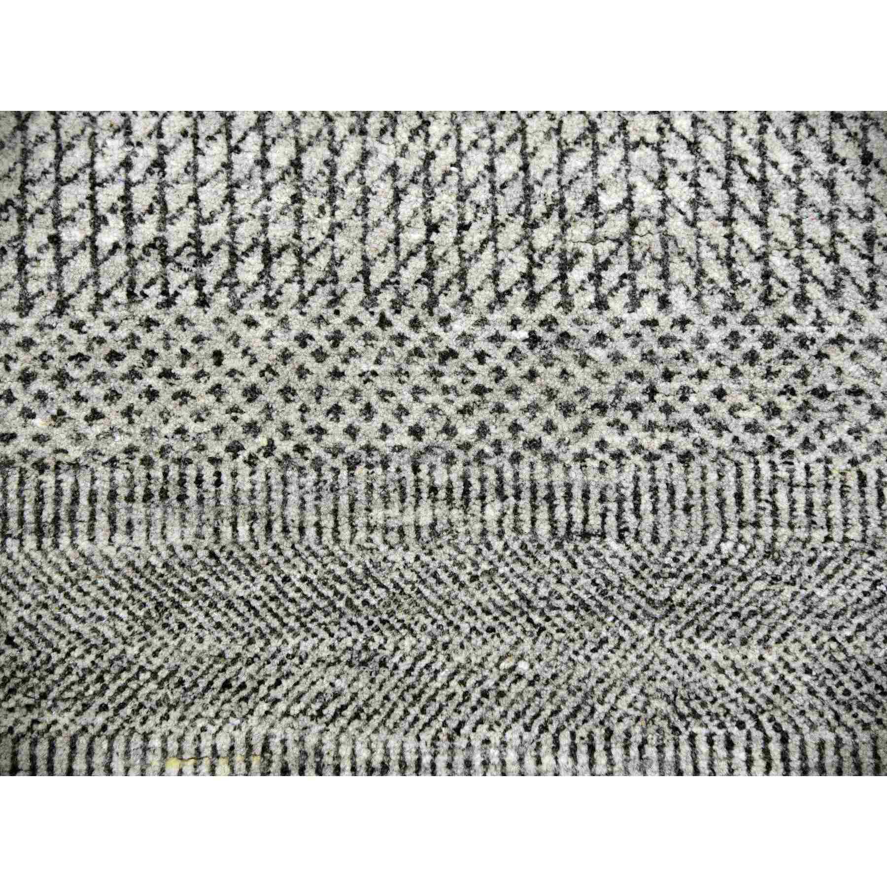 Modern-and-Contemporary-Hand-Knotted-Rug-399300