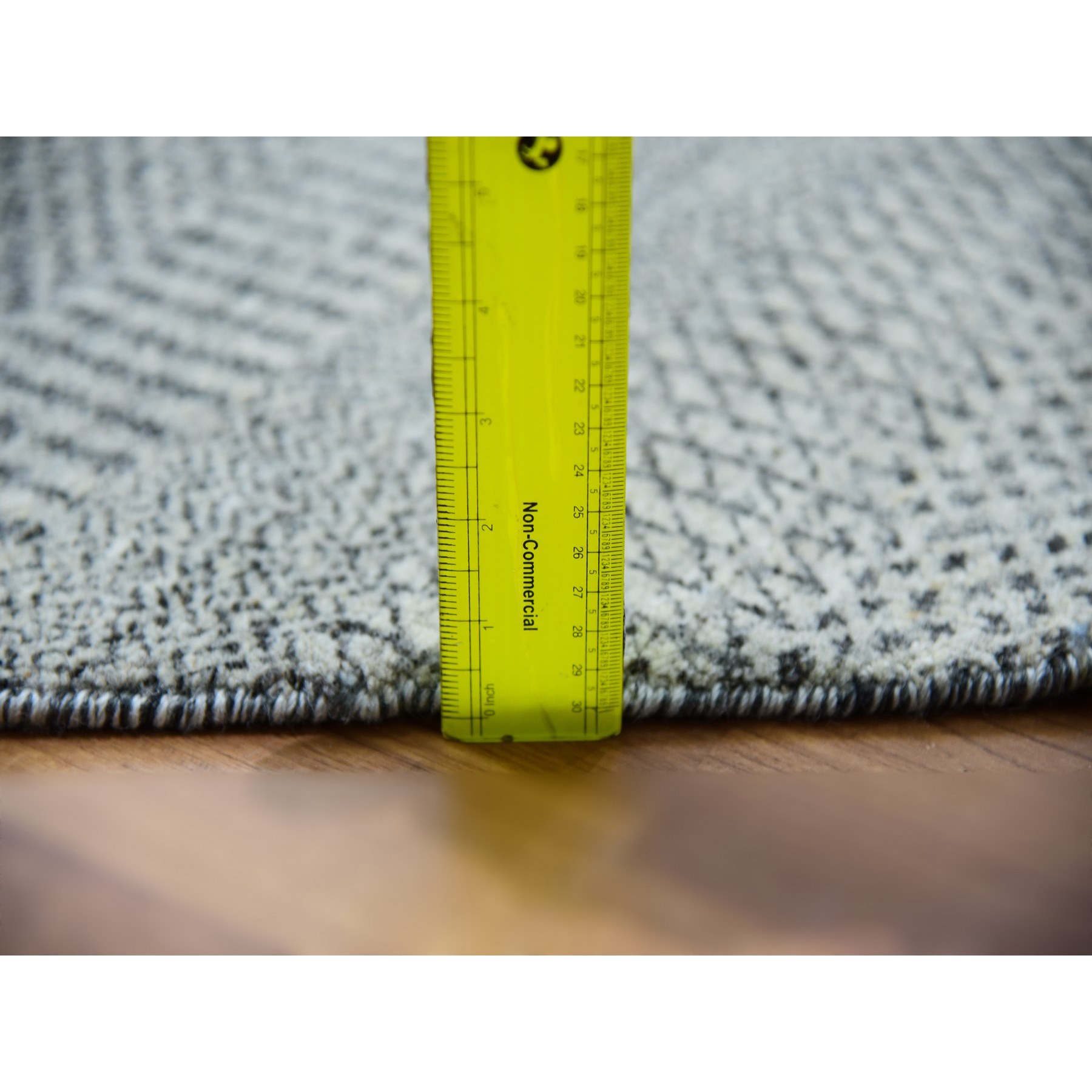 Modern-and-Contemporary-Hand-Knotted-Rug-399305
