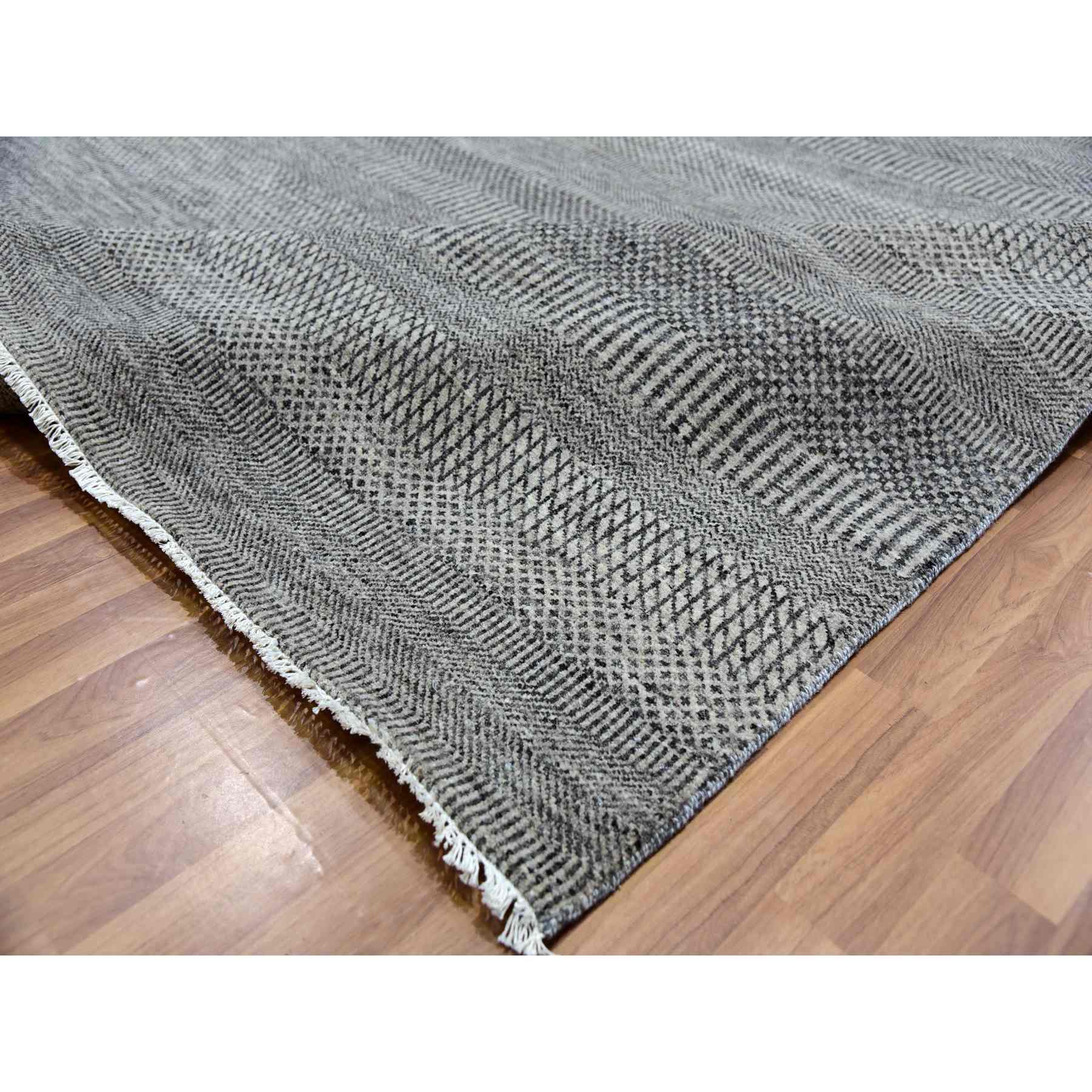 Modern-and-Contemporary-Hand-Knotted-Rug-399340