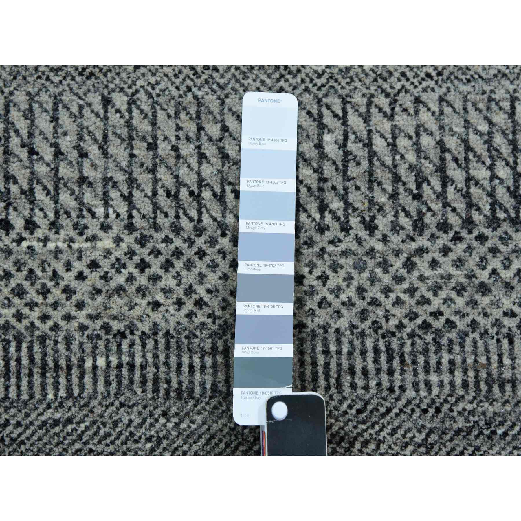 Modern-and-Contemporary-Hand-Knotted-Rug-399340