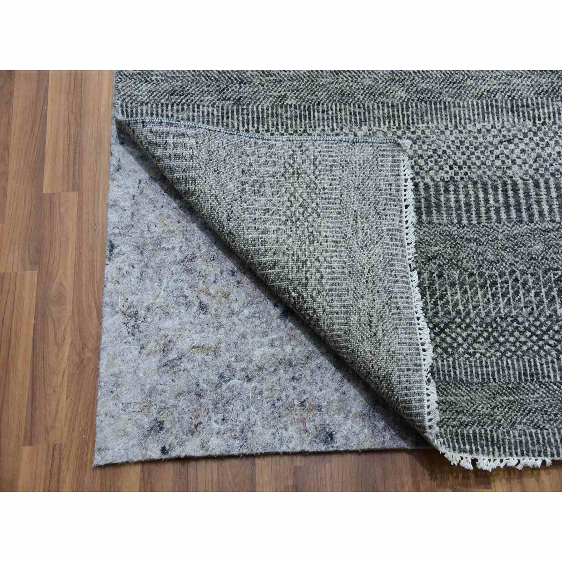 Modern-and-Contemporary-Hand-Knotted-Rug-399345