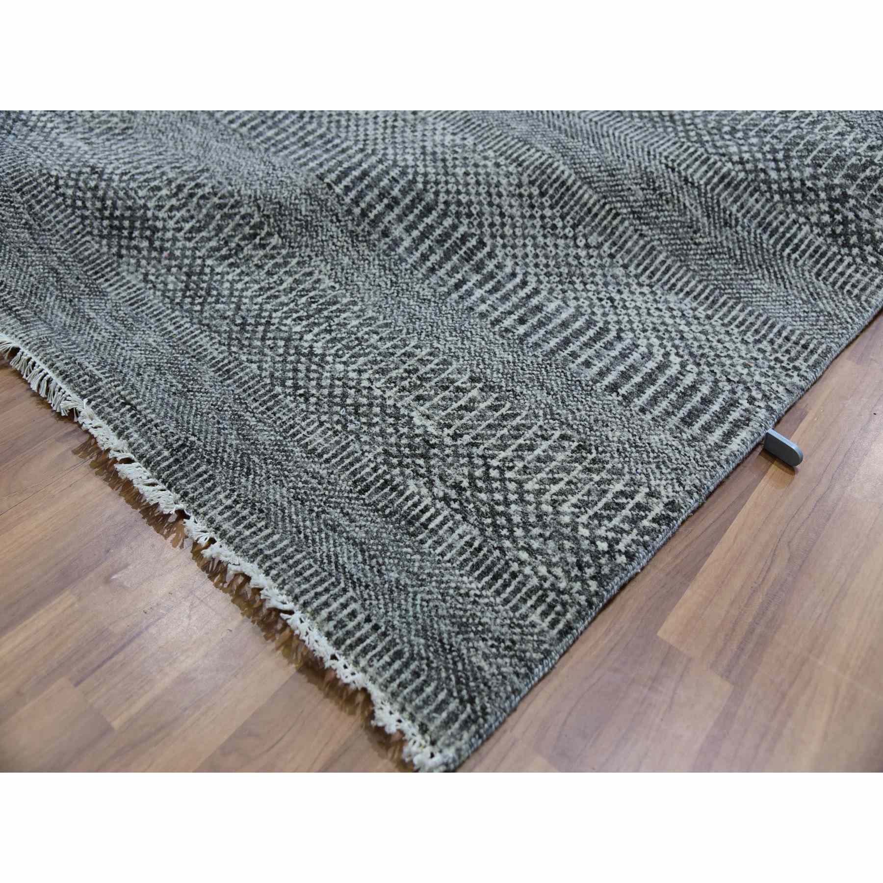 Modern-and-Contemporary-Hand-Knotted-Rug-399345