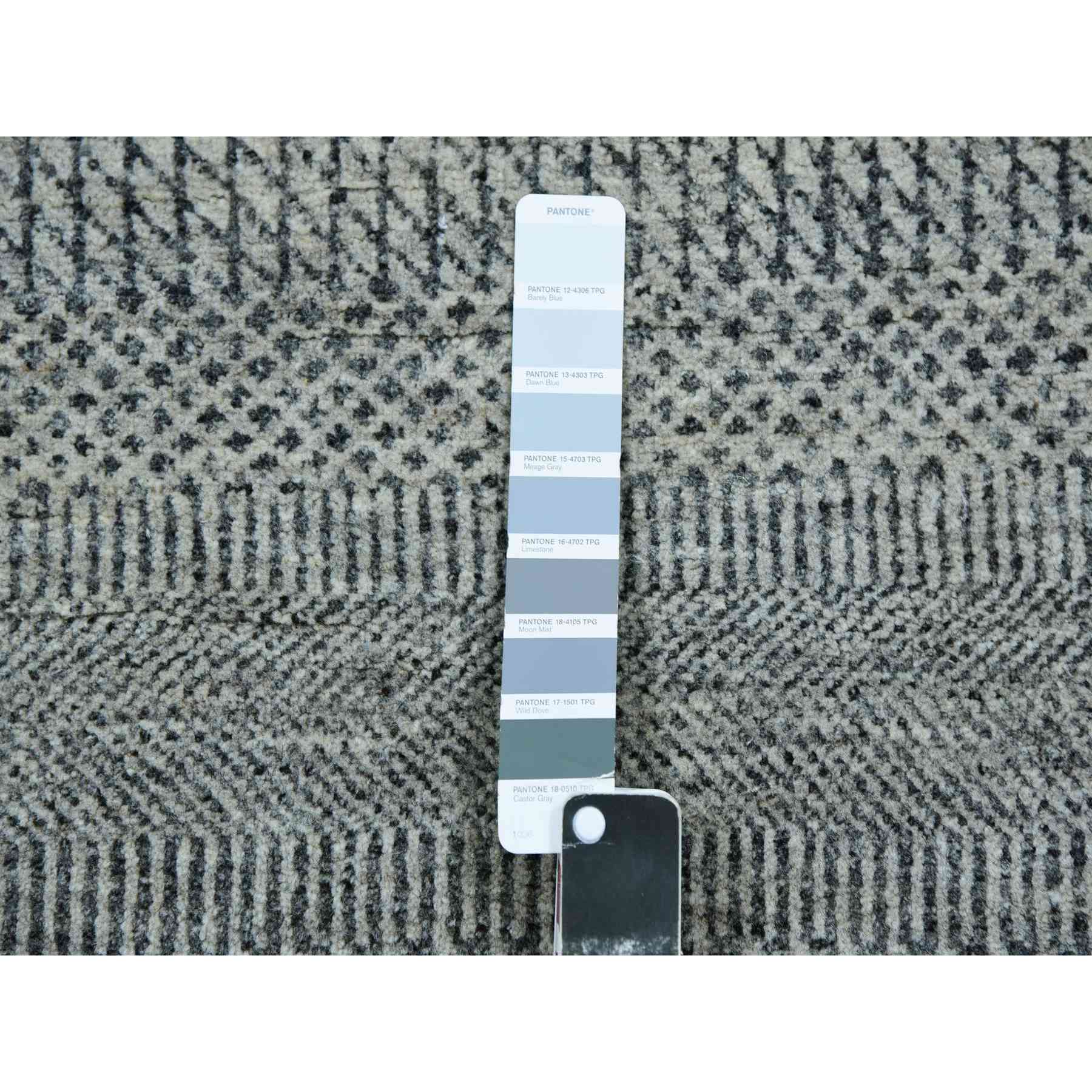 Modern-and-Contemporary-Hand-Knotted-Rug-399375