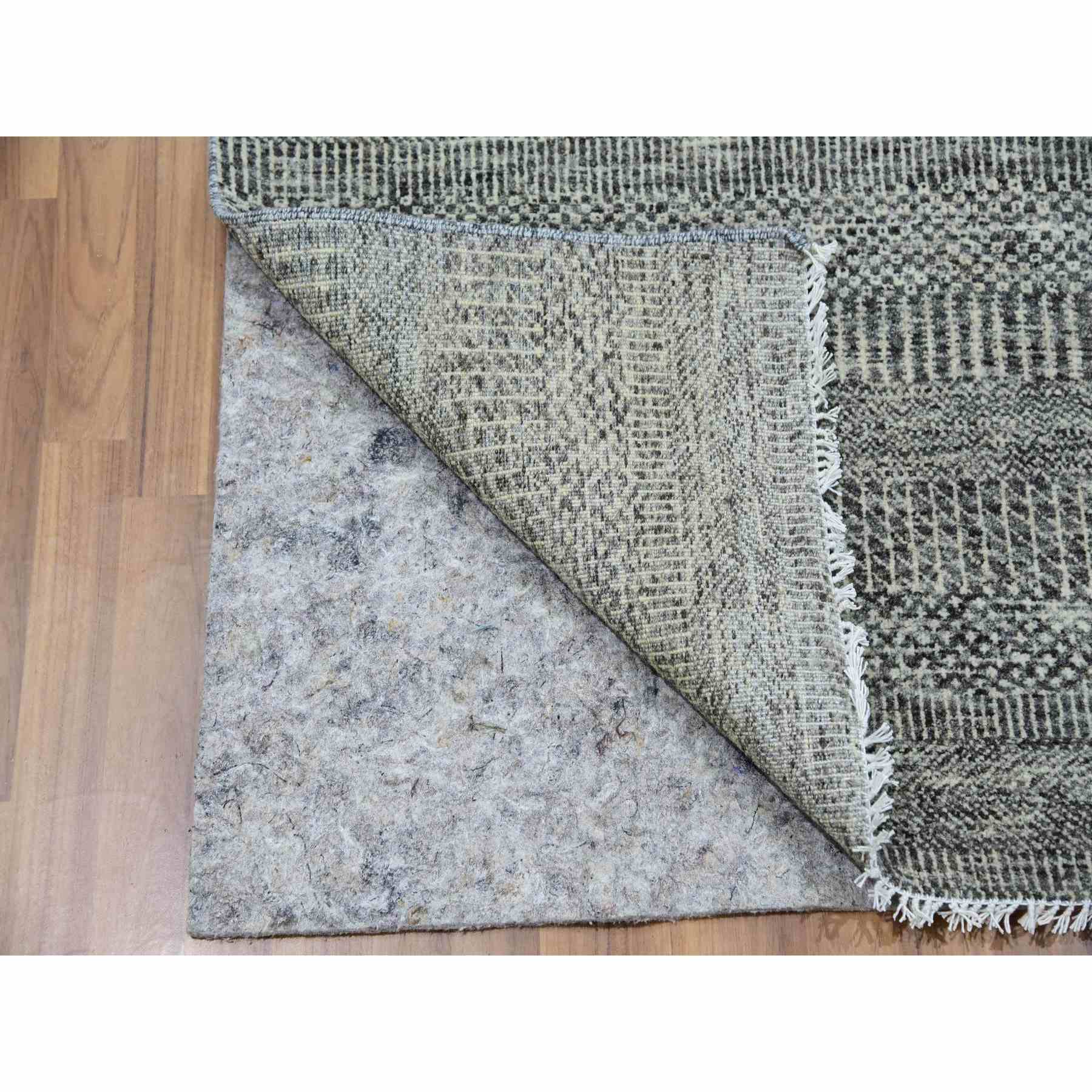 Modern-and-Contemporary-Hand-Knotted-Rug-399385