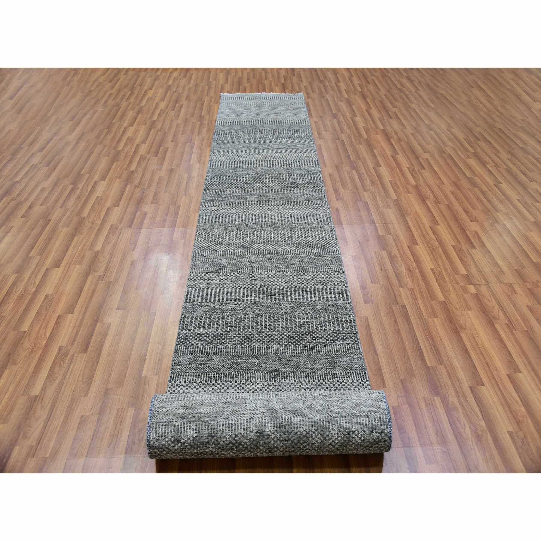 Modern-and-Contemporary-Hand-Knotted-Rug-399395