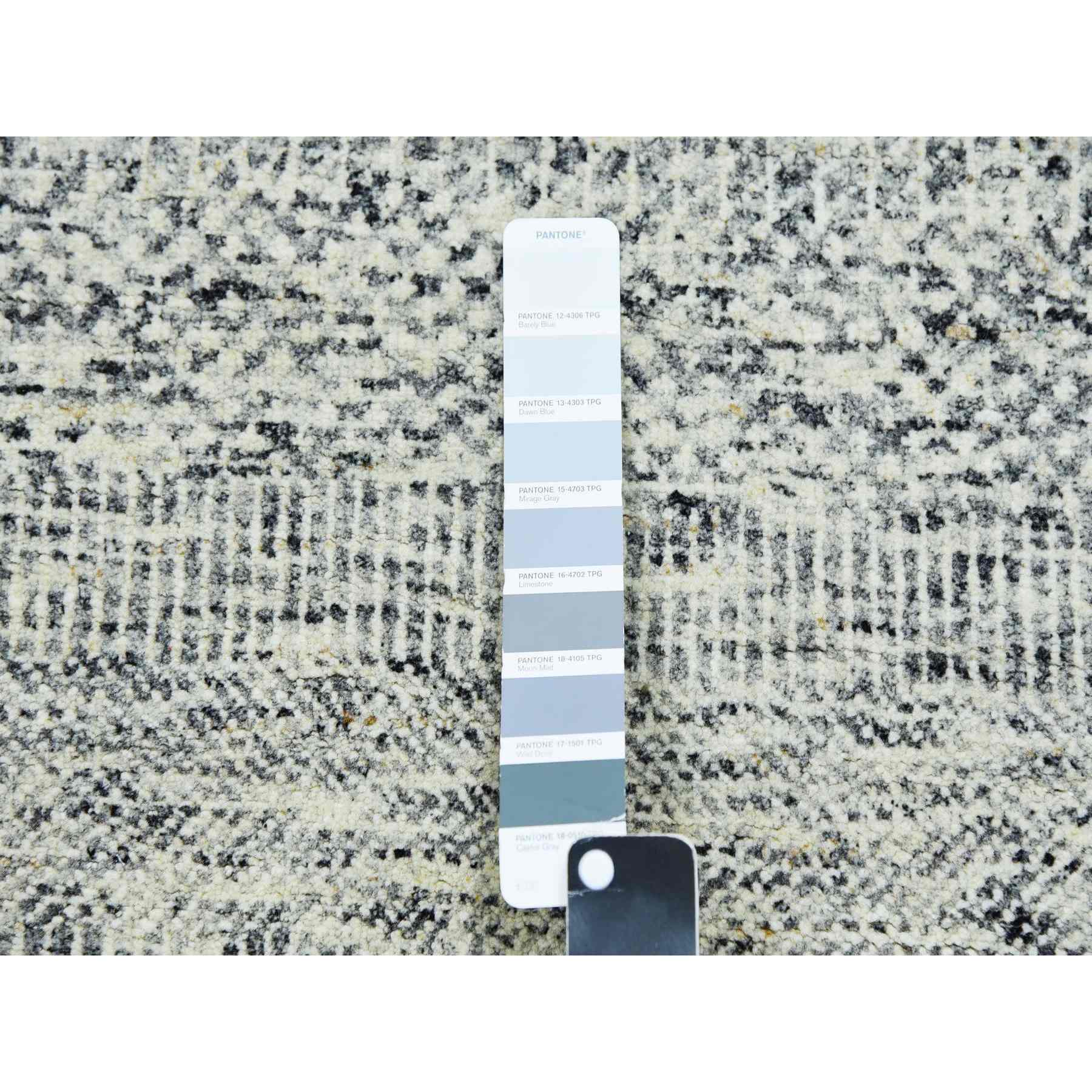 Modern-and-Contemporary-Hand-Knotted-Rug-399400