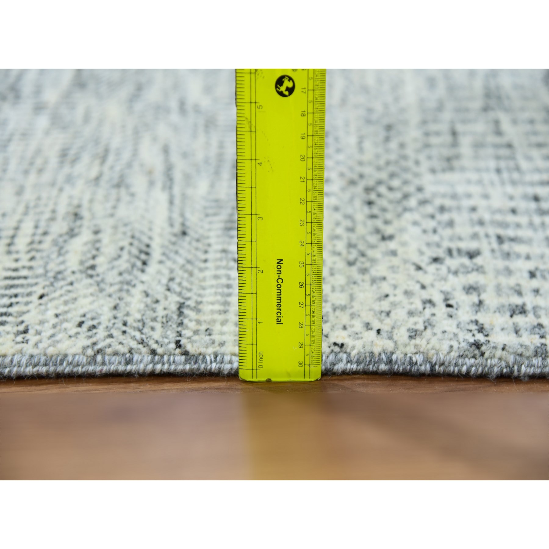 Modern-and-Contemporary-Hand-Knotted-Rug-399400