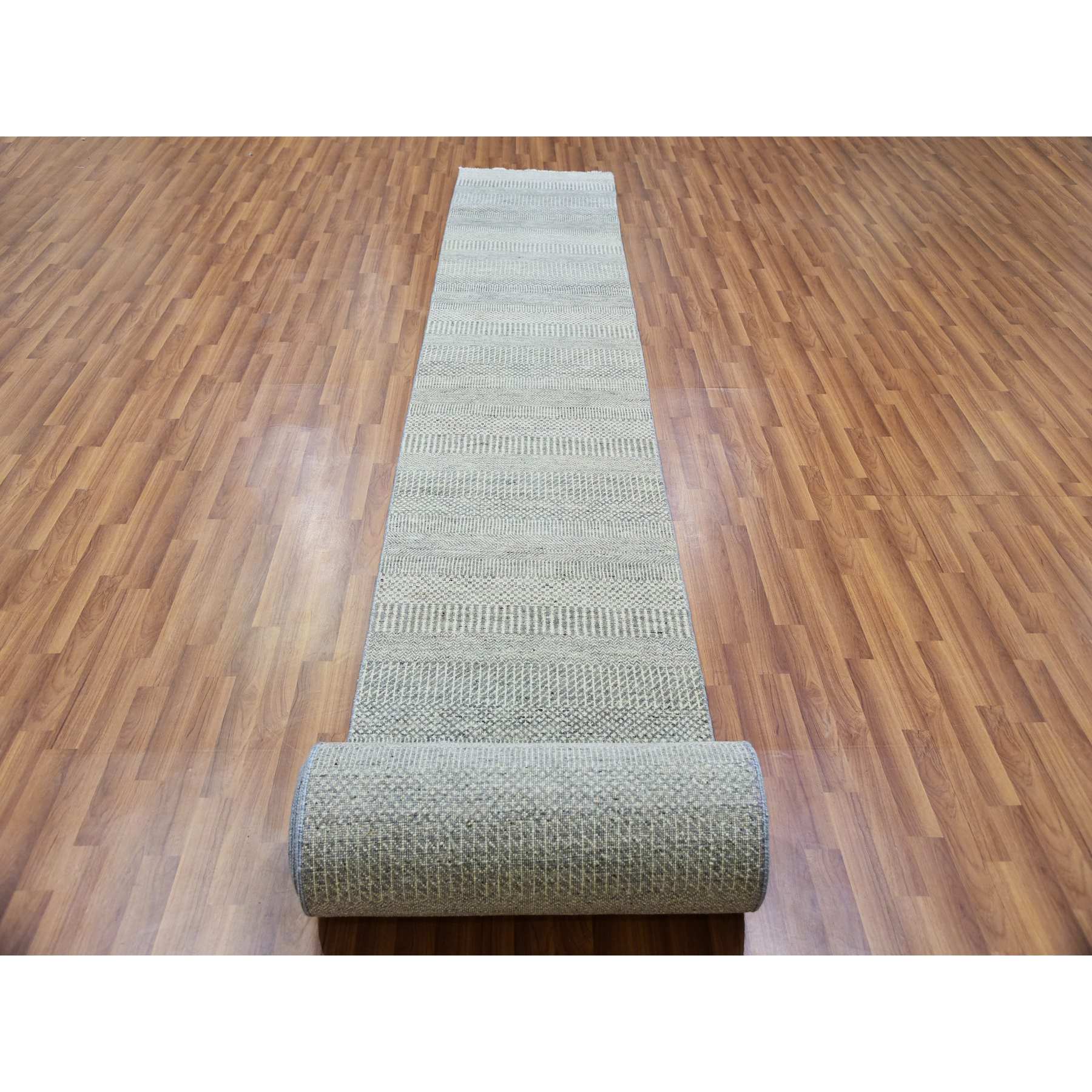 Modern-and-Contemporary-Hand-Knotted-Rug-399415