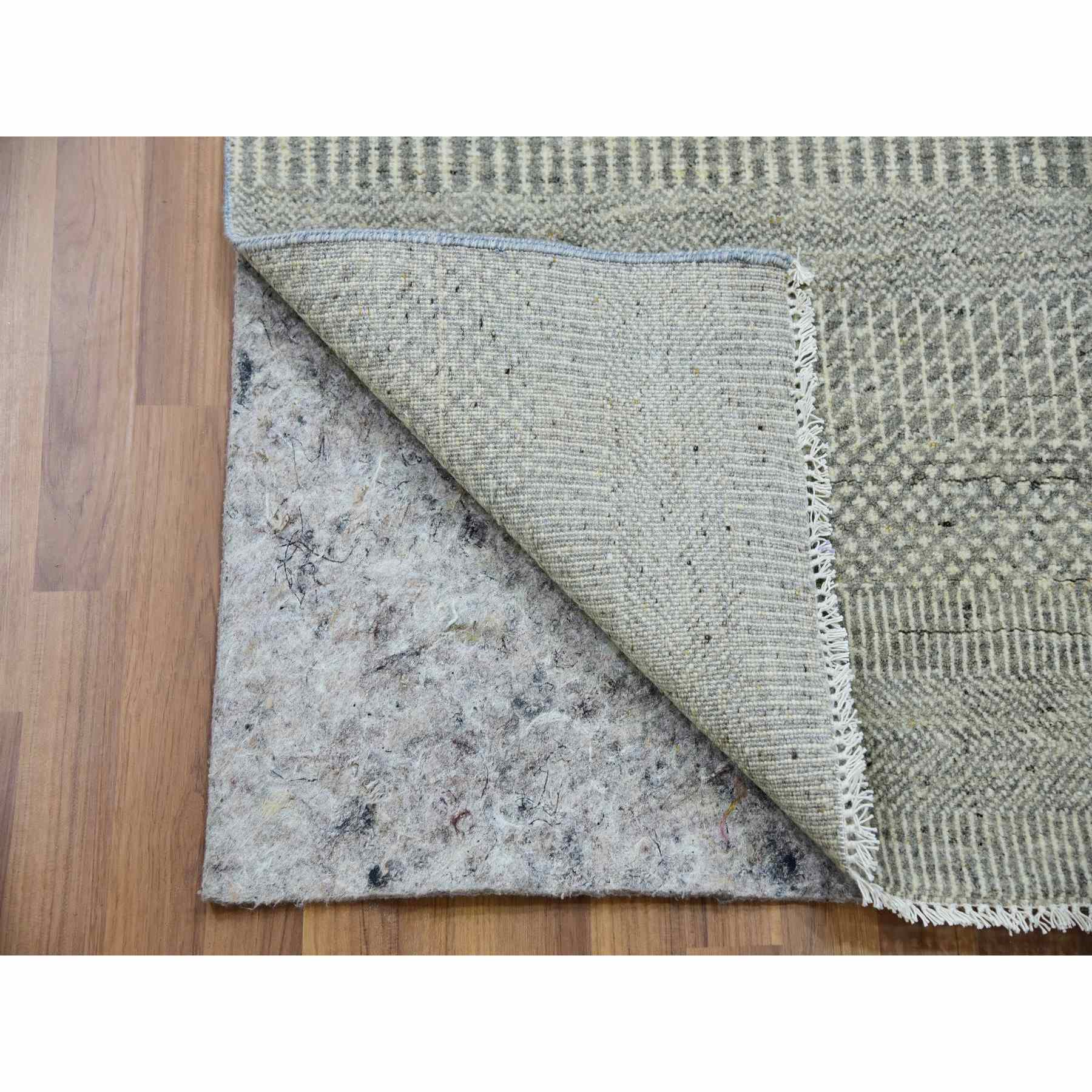 Modern-and-Contemporary-Hand-Knotted-Rug-399415