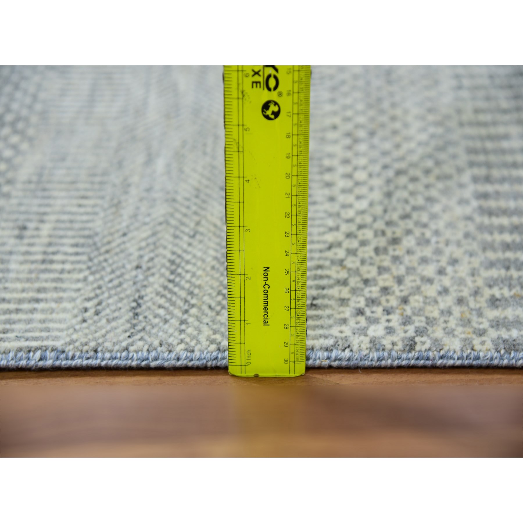 Modern-and-Contemporary-Hand-Knotted-Rug-399420