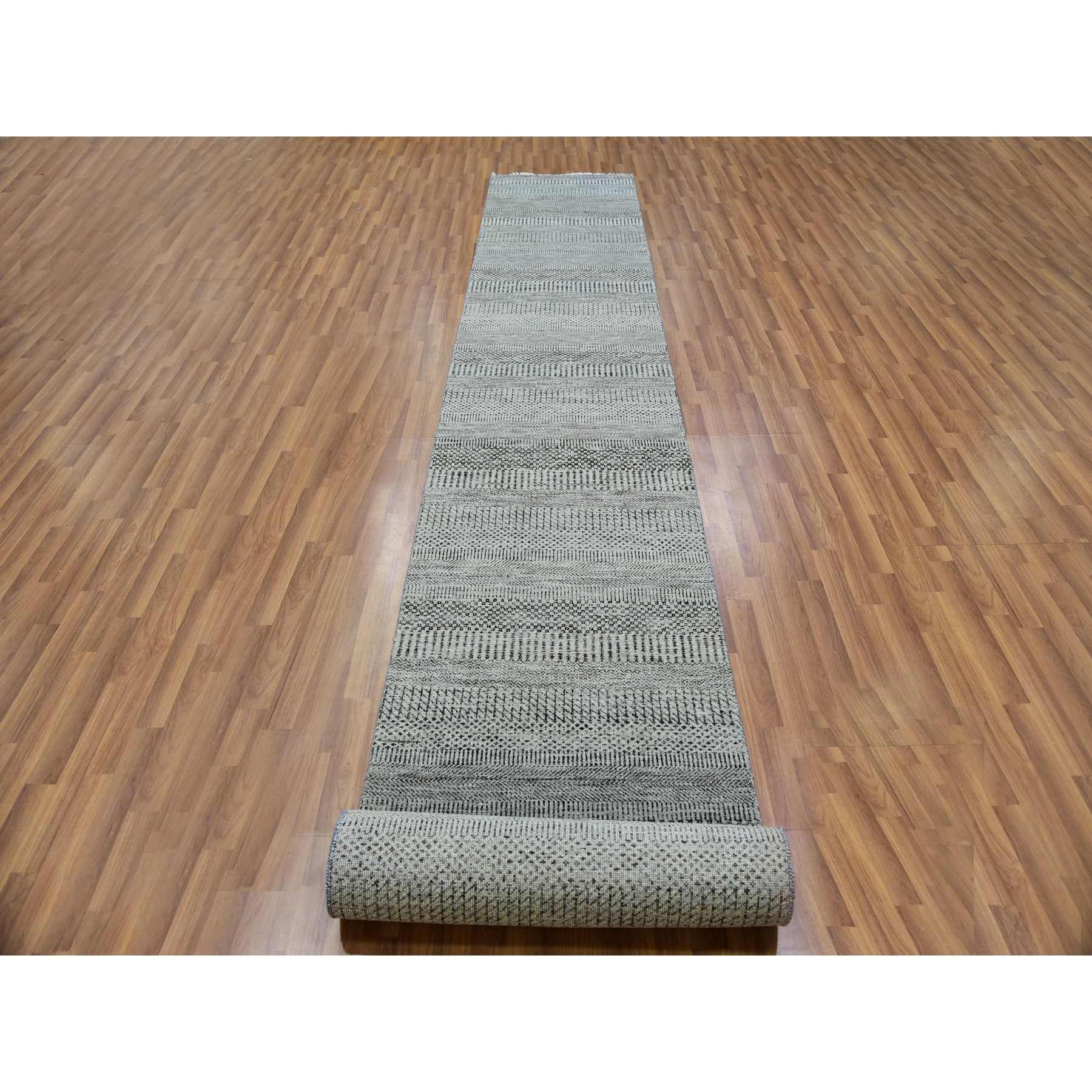 Modern-and-Contemporary-Hand-Knotted-Rug-399425