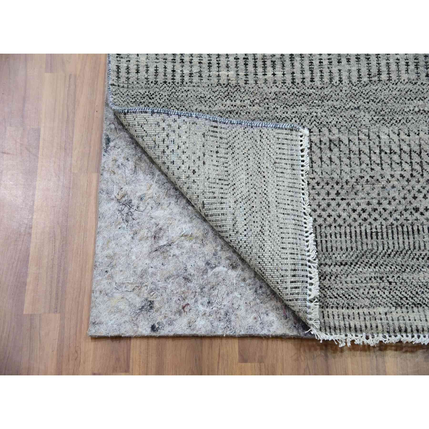 Modern-and-Contemporary-Hand-Knotted-Rug-399425