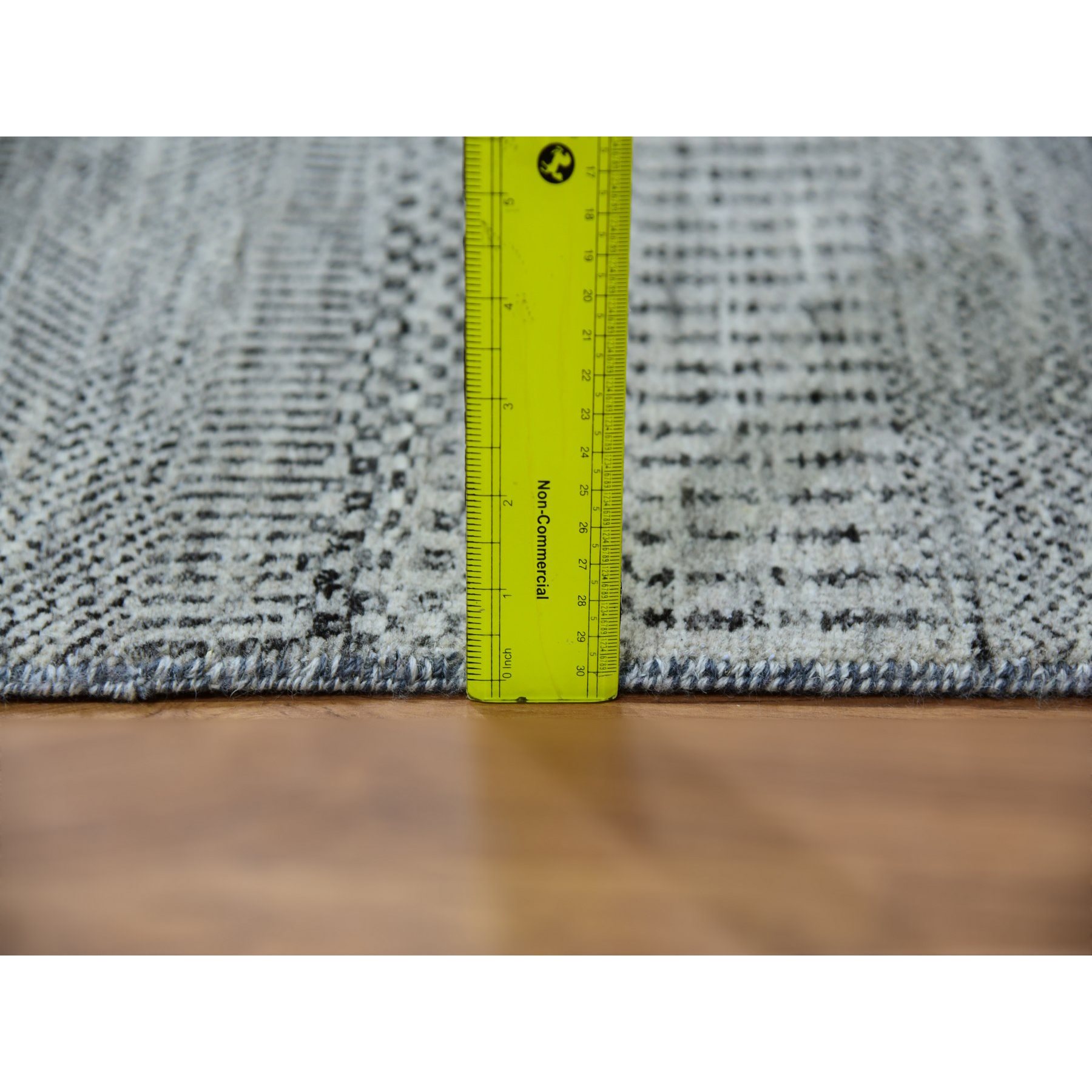Modern-and-Contemporary-Hand-Knotted-Rug-399425