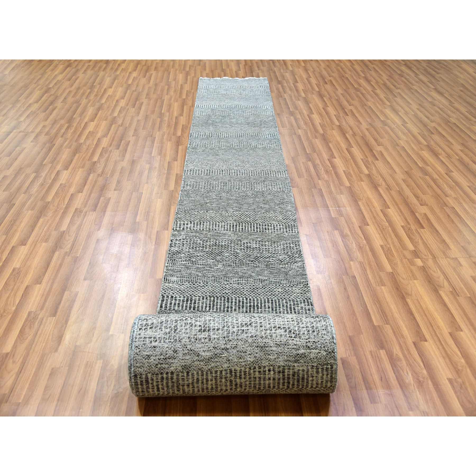 Modern-and-Contemporary-Hand-Knotted-Rug-399440