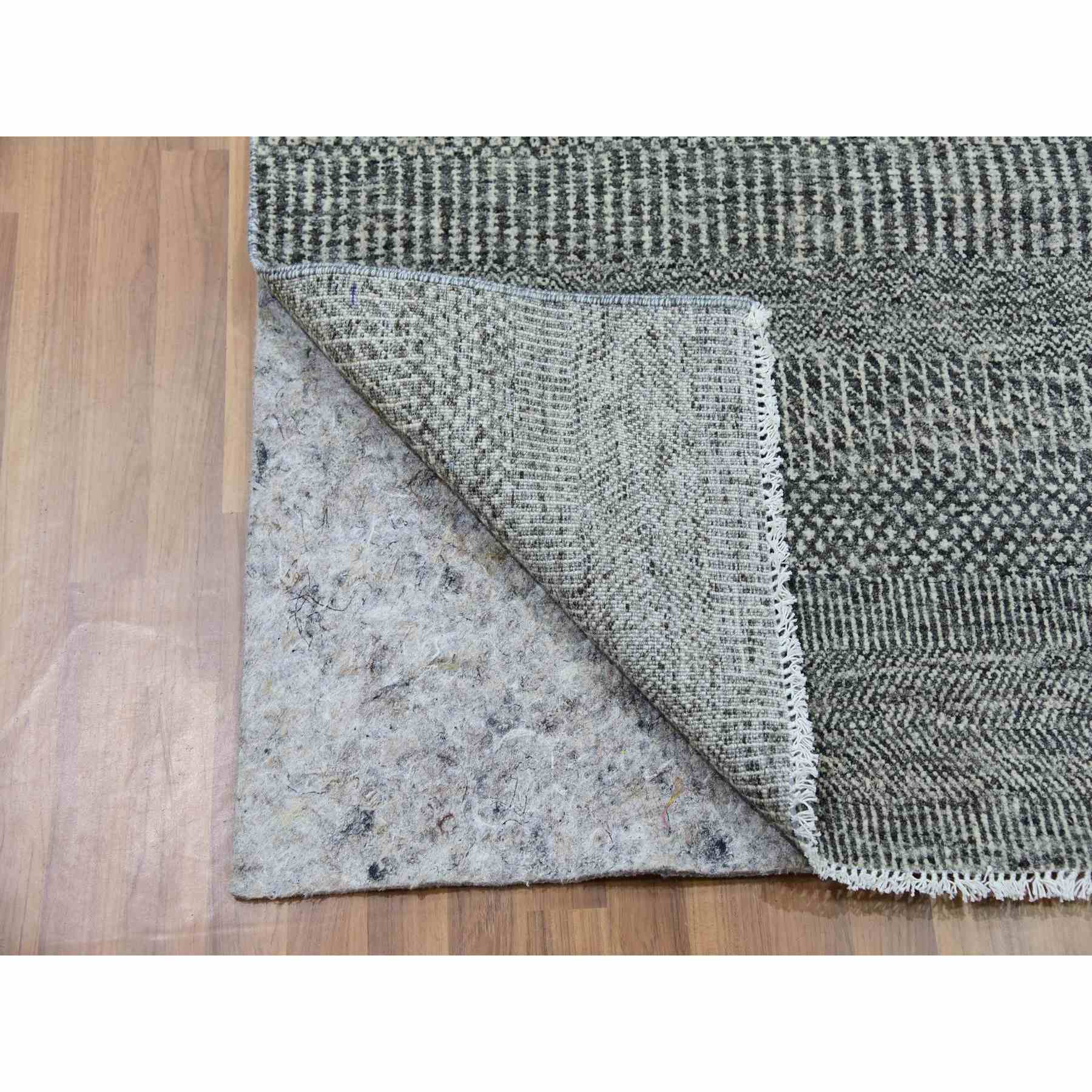 Modern-and-Contemporary-Hand-Knotted-Rug-399445