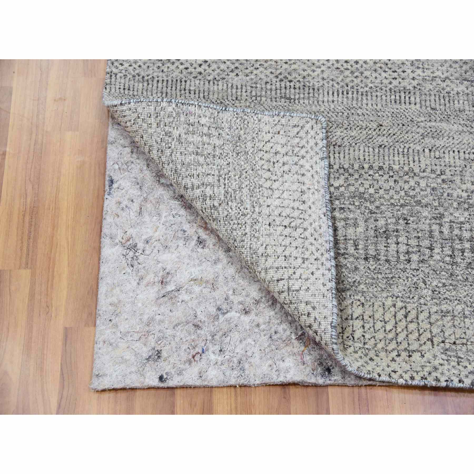 Modern-and-Contemporary-Hand-Knotted-Rug-399455
