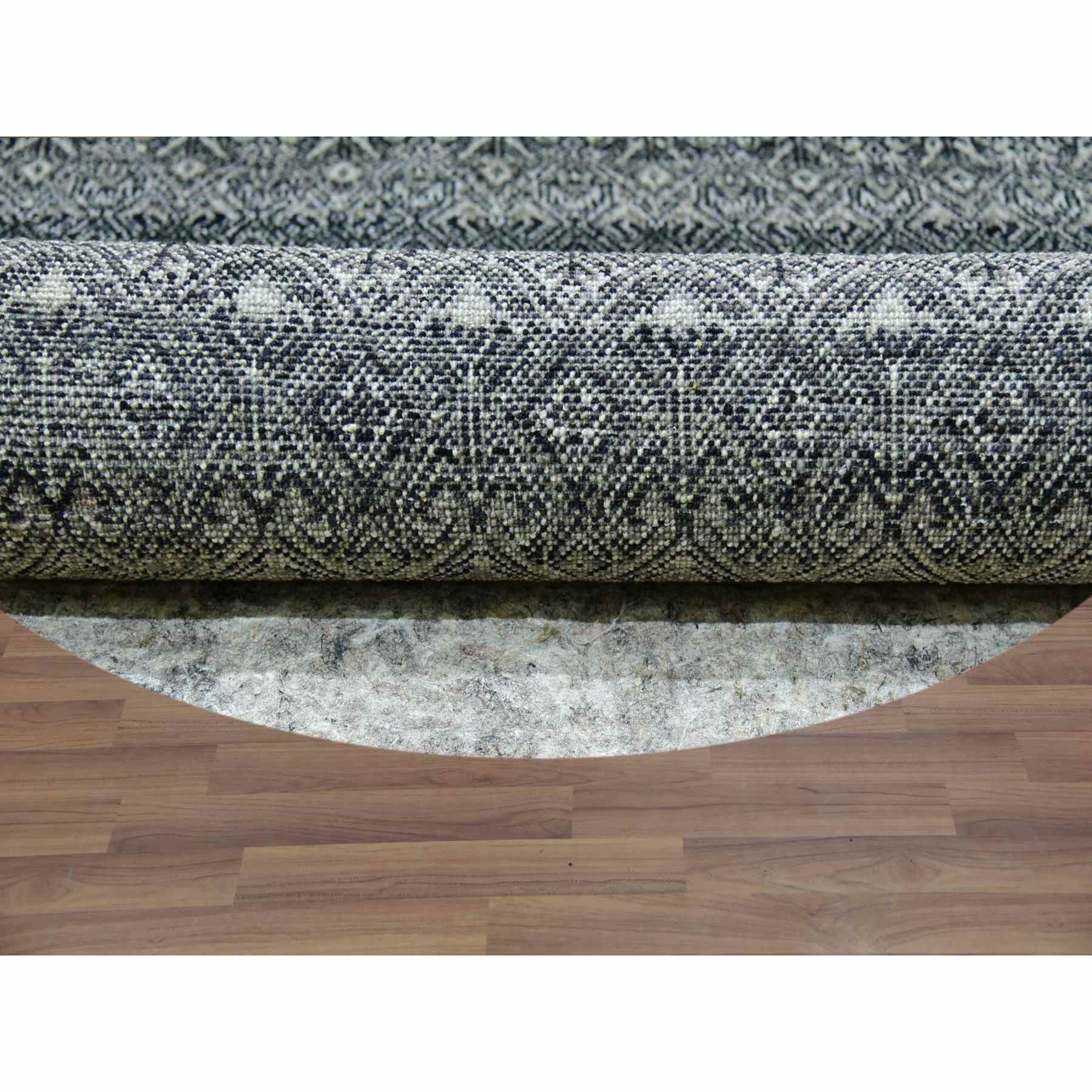 Modern-and-Contemporary-Hand-Knotted-Rug-399995