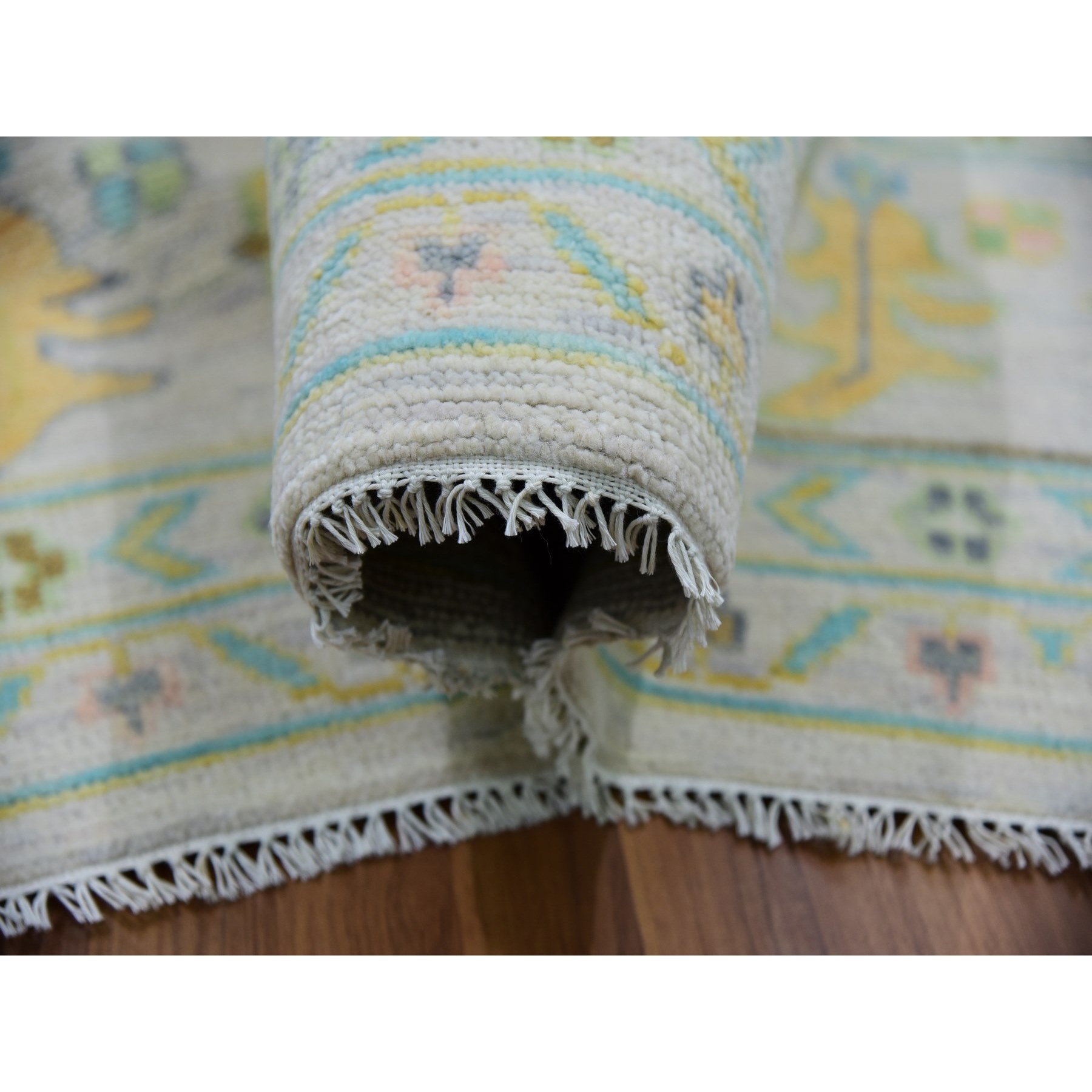Oushak-And-Peshawar-Hand-Knotted-Rug-399535