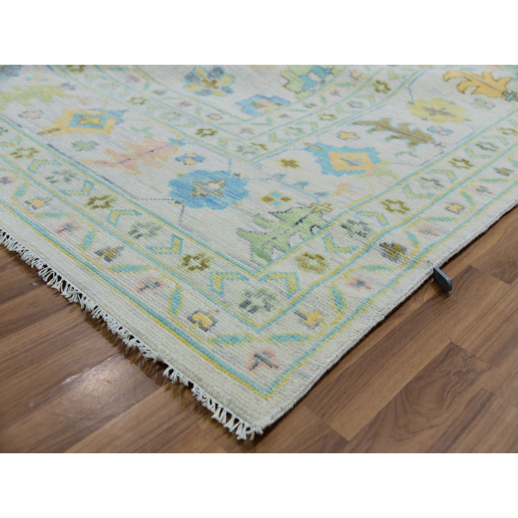 Oushak-And-Peshawar-Hand-Knotted-Rug-399535