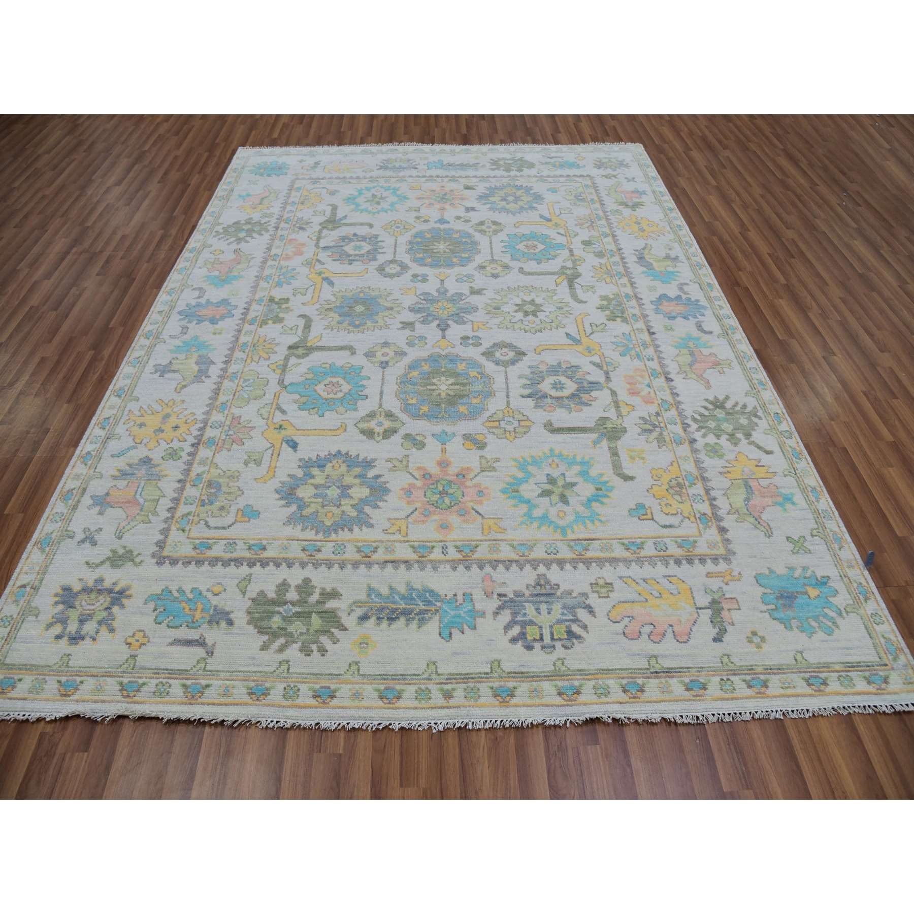 Oushak-And-Peshawar-Hand-Knotted-Rug-399610