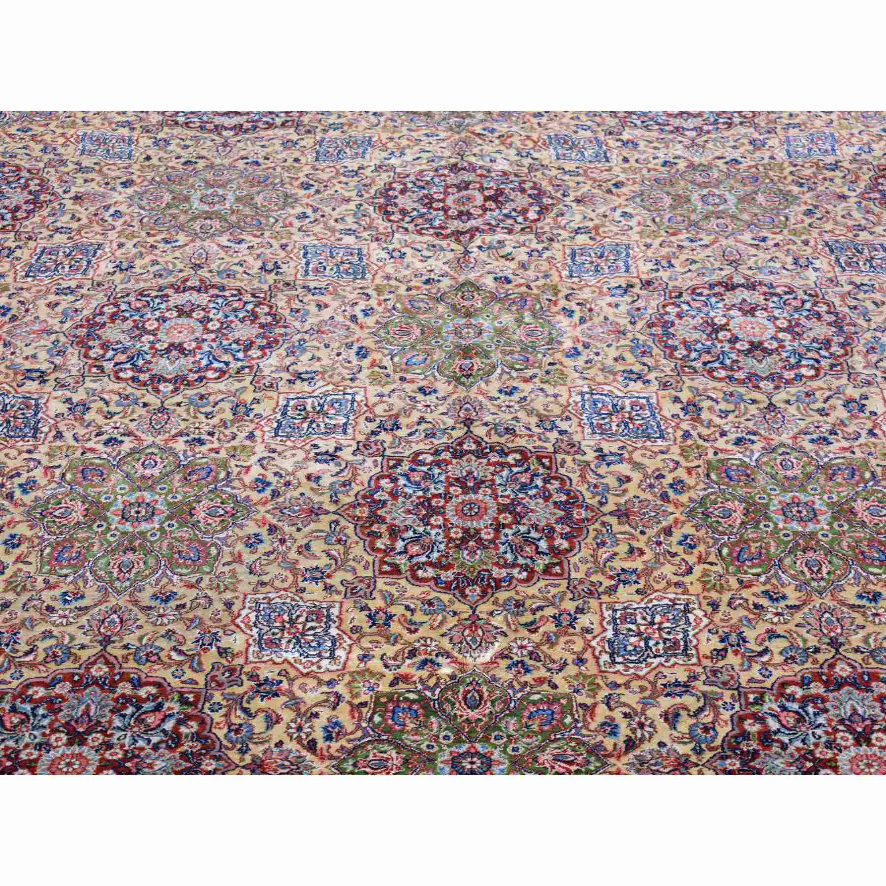 Antique-Hand-Knotted-Rug-400555