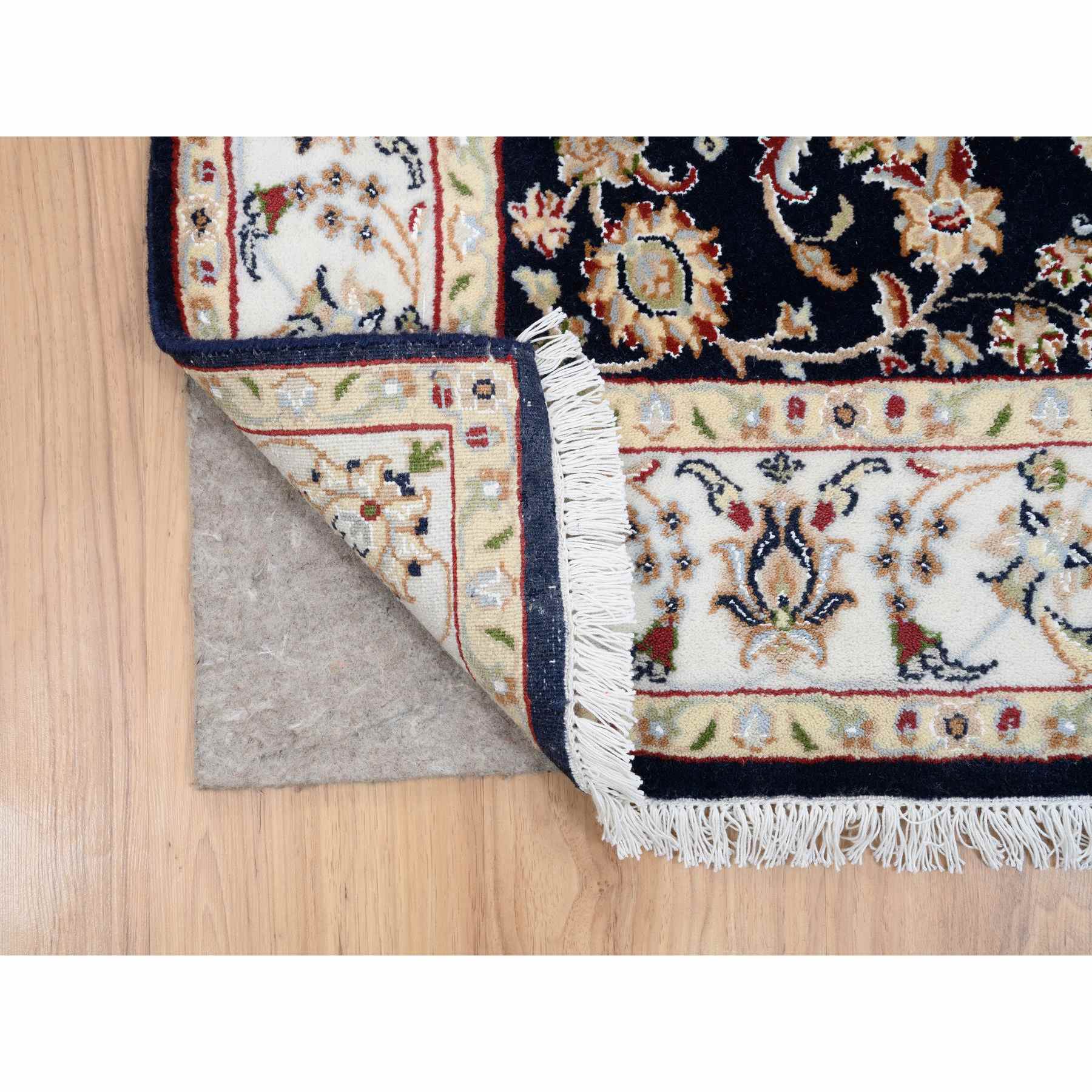 Fine-Oriental-Hand-Knotted-Rug-400445