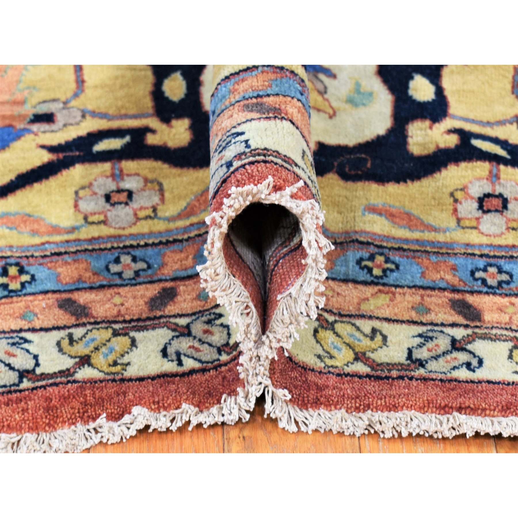 Heriz-Hand-Knotted-Rug-401115