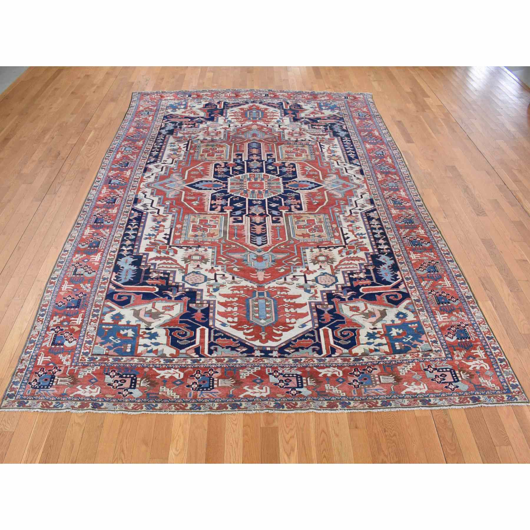 Heriz-Hand-Knotted-Rug-401525