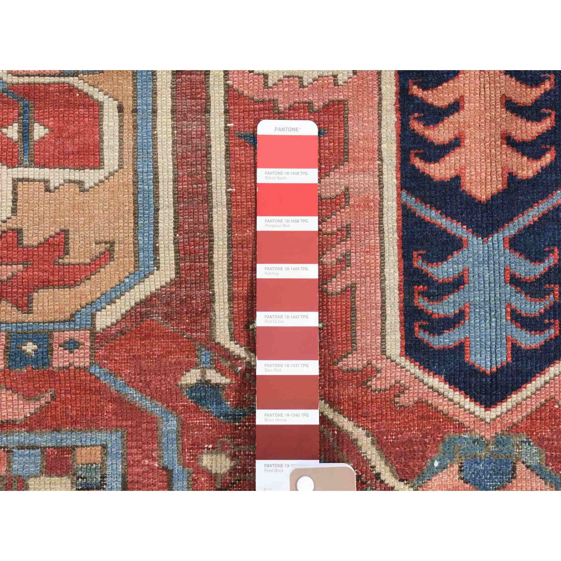 Heriz-Hand-Knotted-Rug-401525