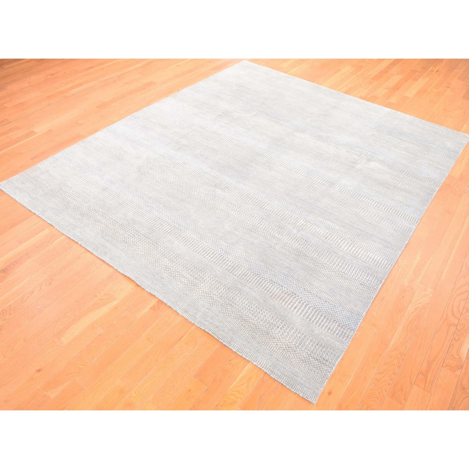 Modern-and-Contemporary-Hand-Knotted-Rug-400325