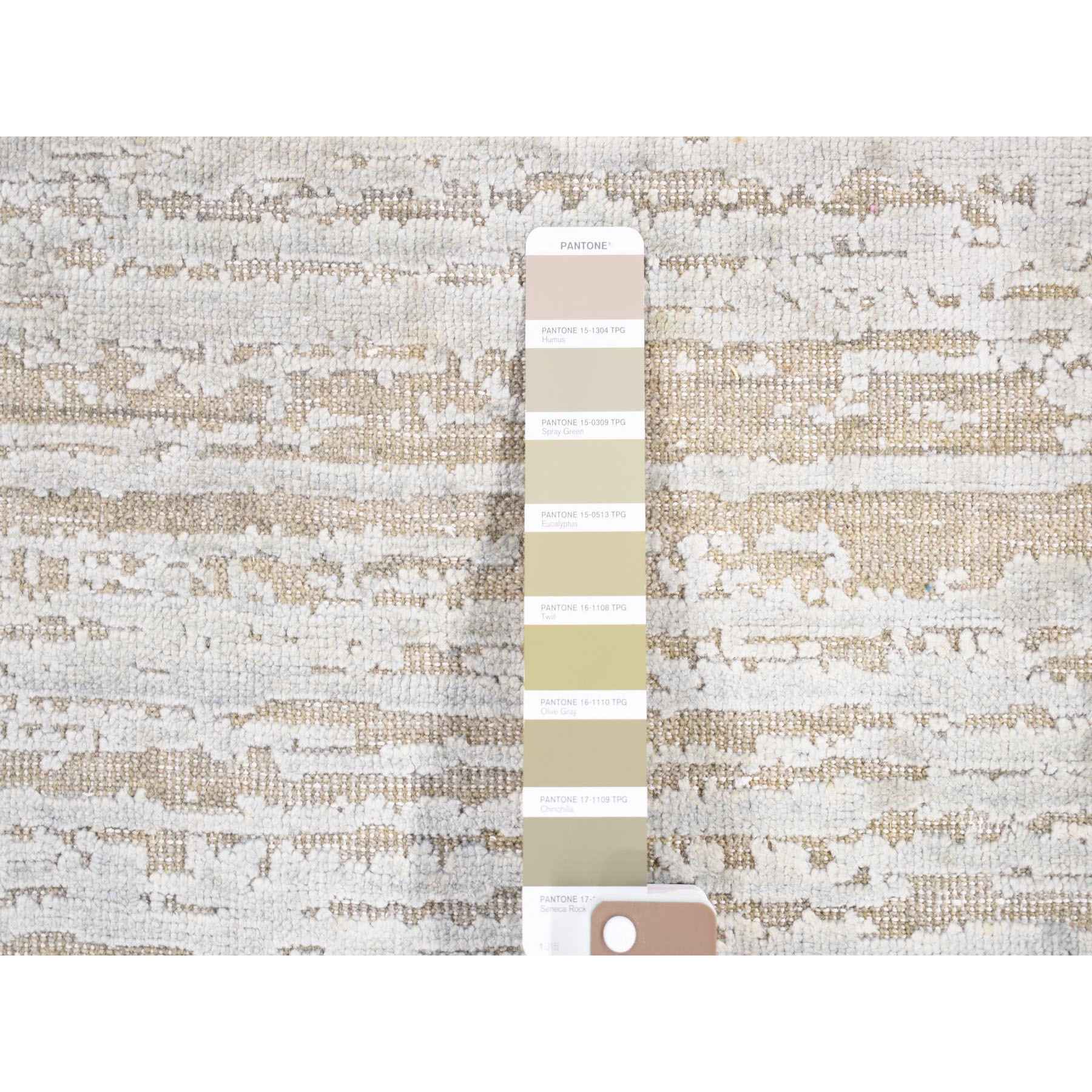 Modern-and-Contemporary-Hand-Knotted-Rug-402075