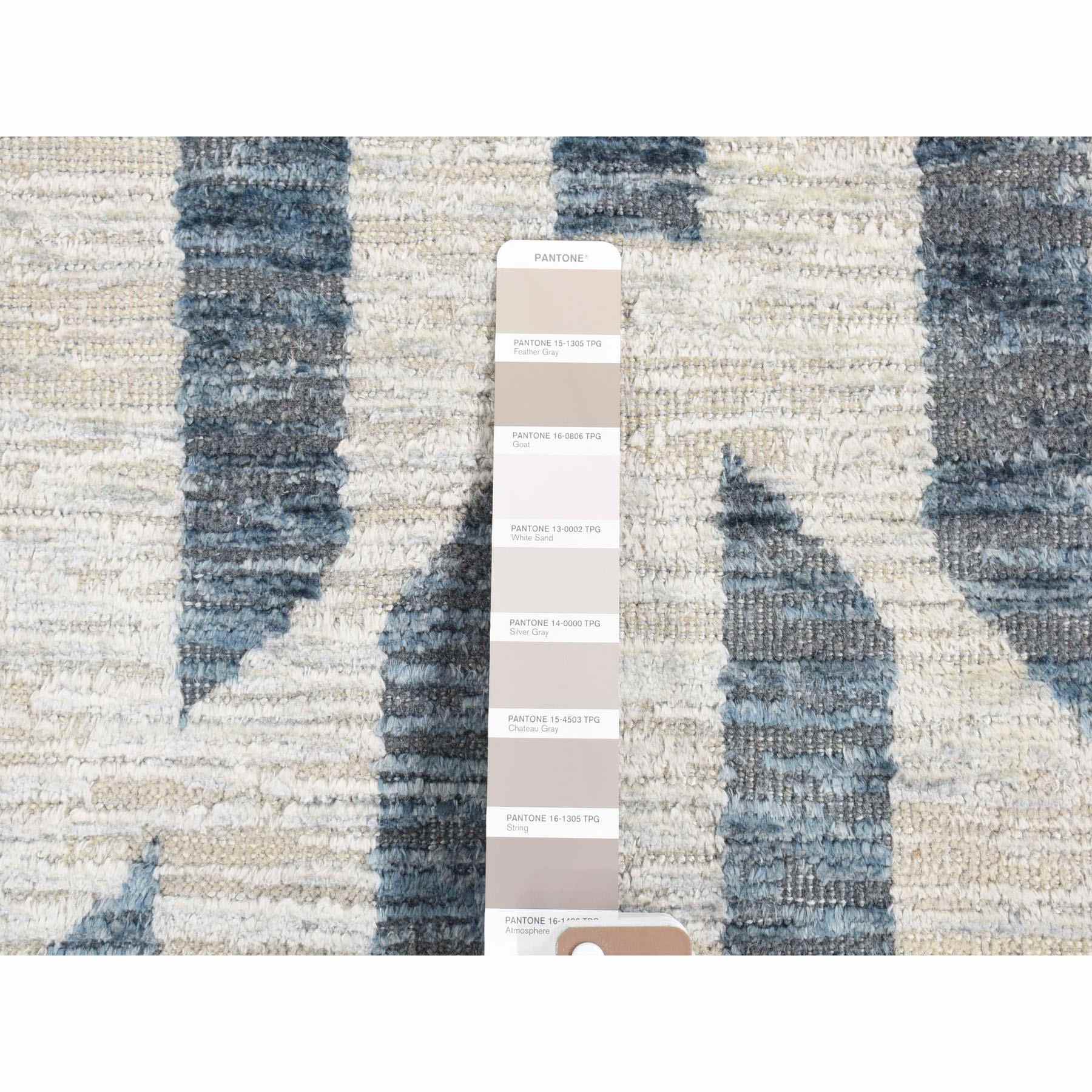 Modern-and-Contemporary-Hand-Knotted-Rug-402300