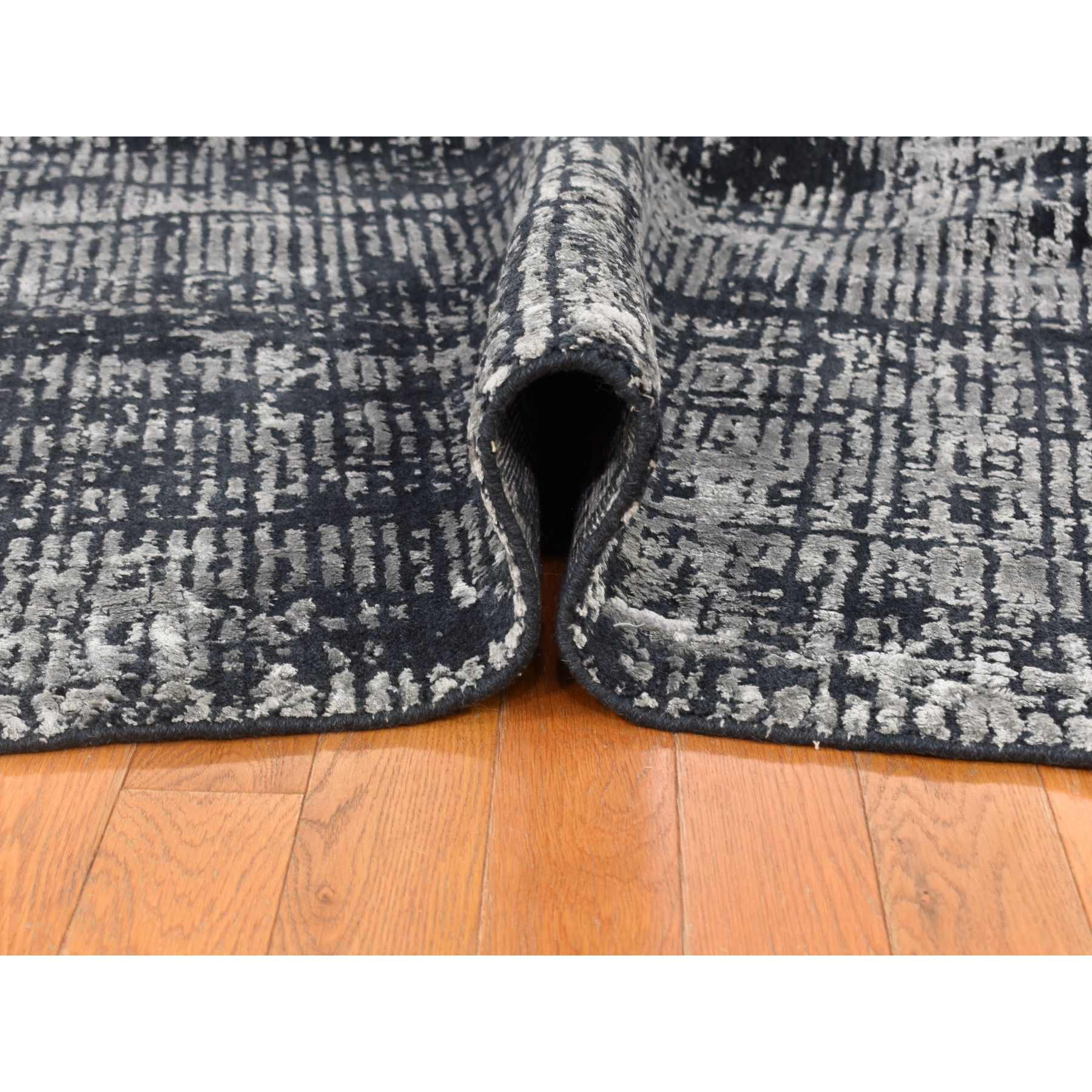 Modern-and-Contemporary-Hand-Loomed-Rug-400165