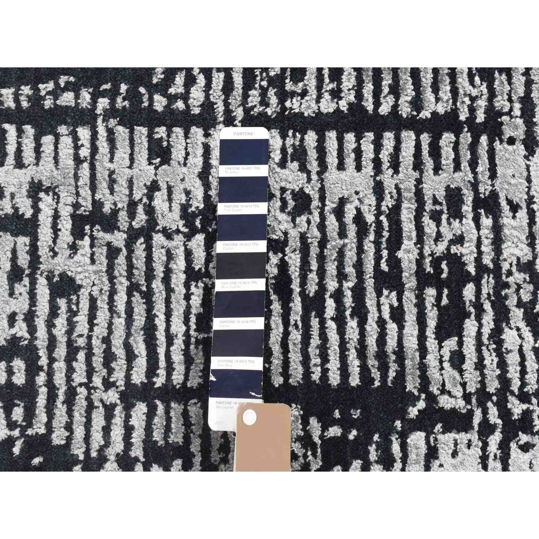 Modern-and-Contemporary-Hand-Loomed-Rug-400165